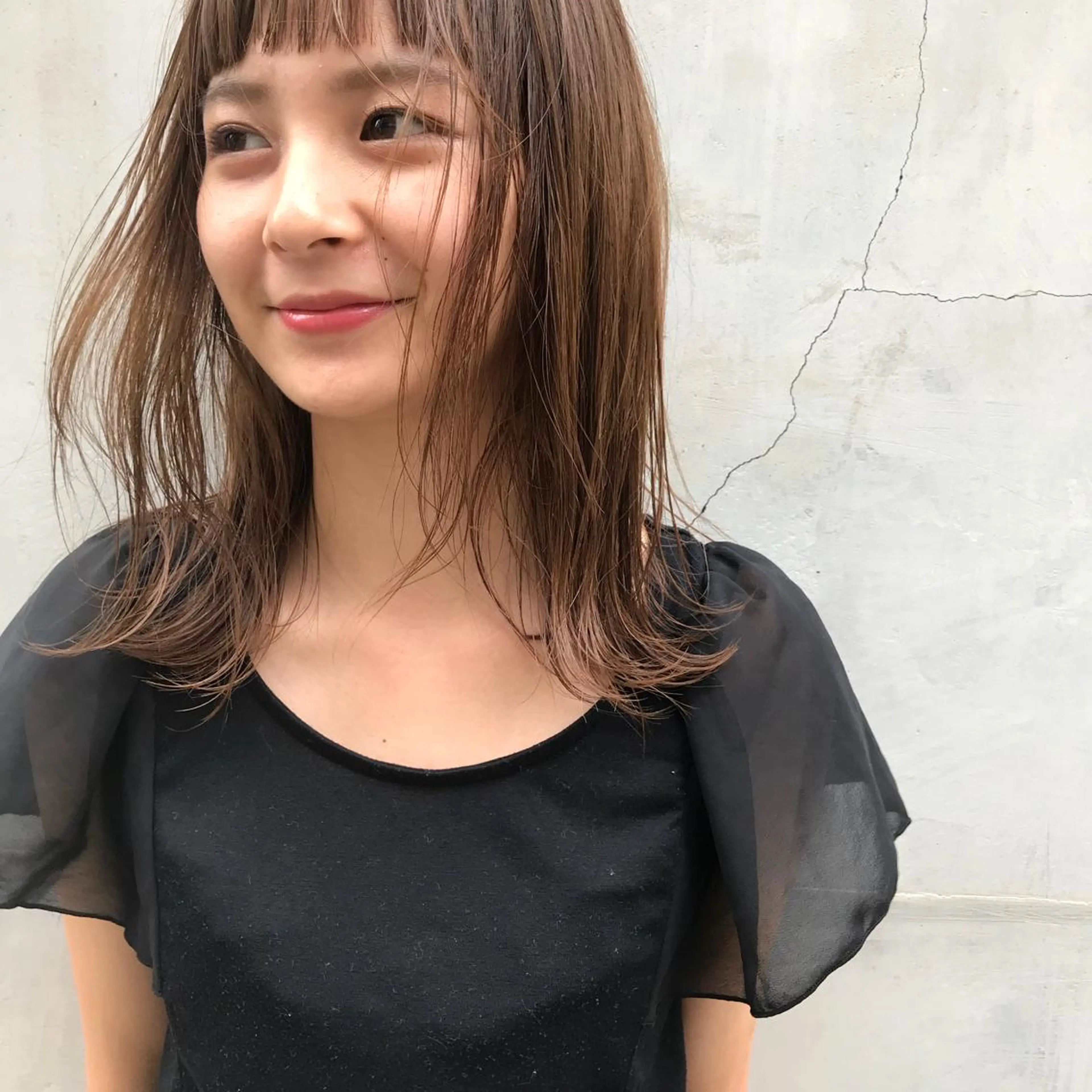 ミディアム カラー 日々所属・谷 大地のヘアスタイル