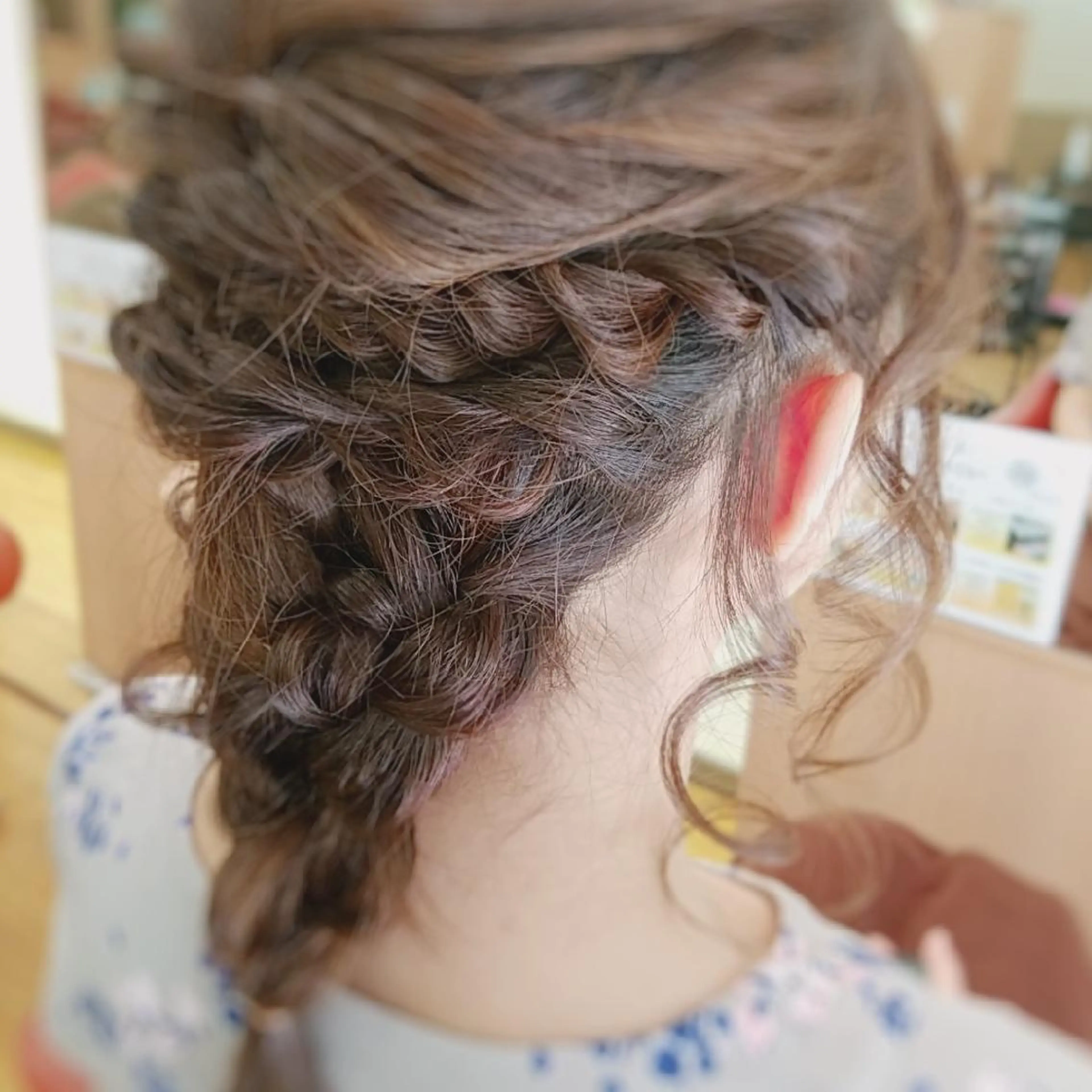 ヘアアレンジ 結婚式・ブライダル ヘアセット 🇰🇷透明感×ハイ トーン🌟tomoのヘアスタイル