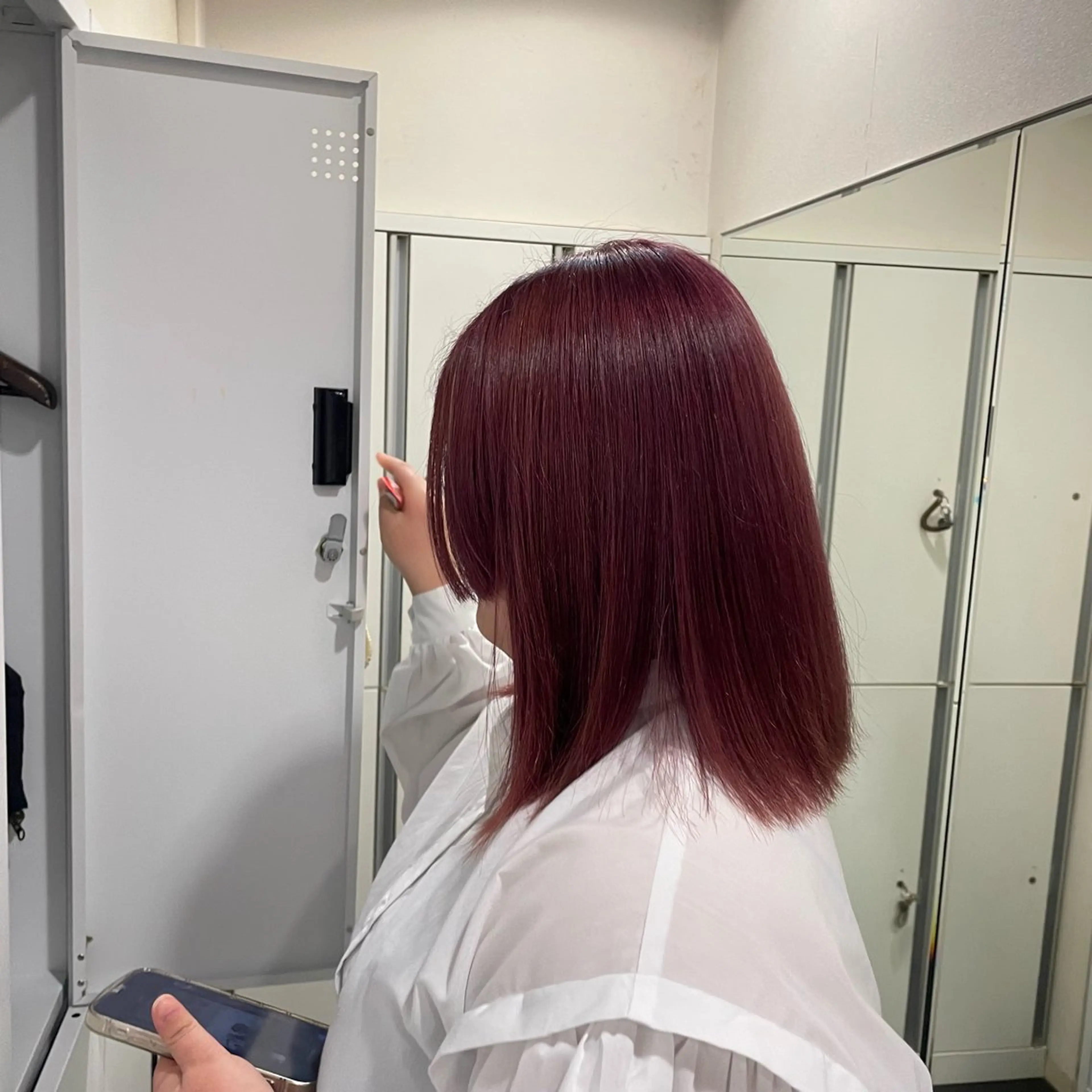 ミディアム カラー ブリーチ ピンクカラー 髪質改善/暗髪カラー ヘアアレンジ/スミレのヘアスタイル