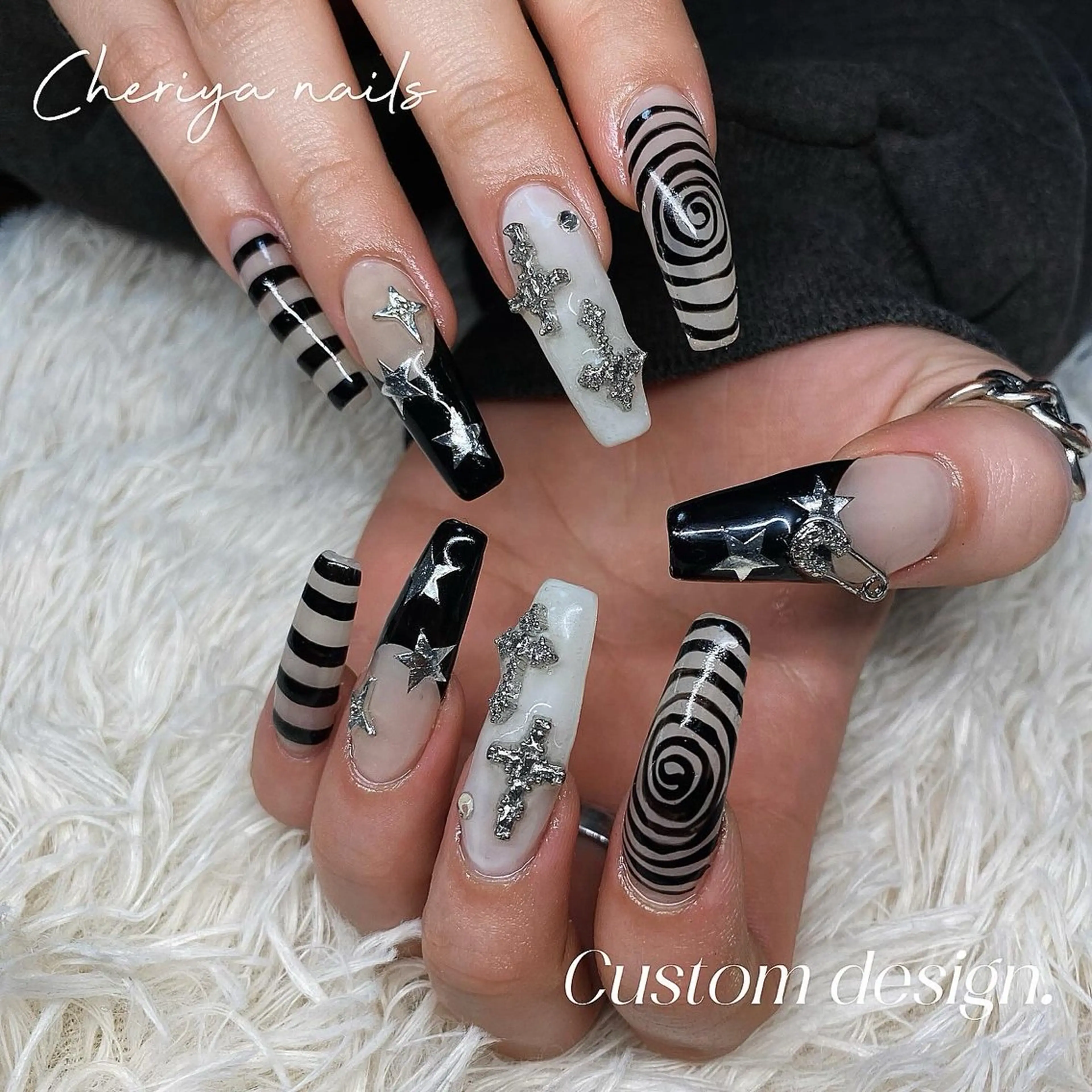 ネイル C Miaのネイルデザイン