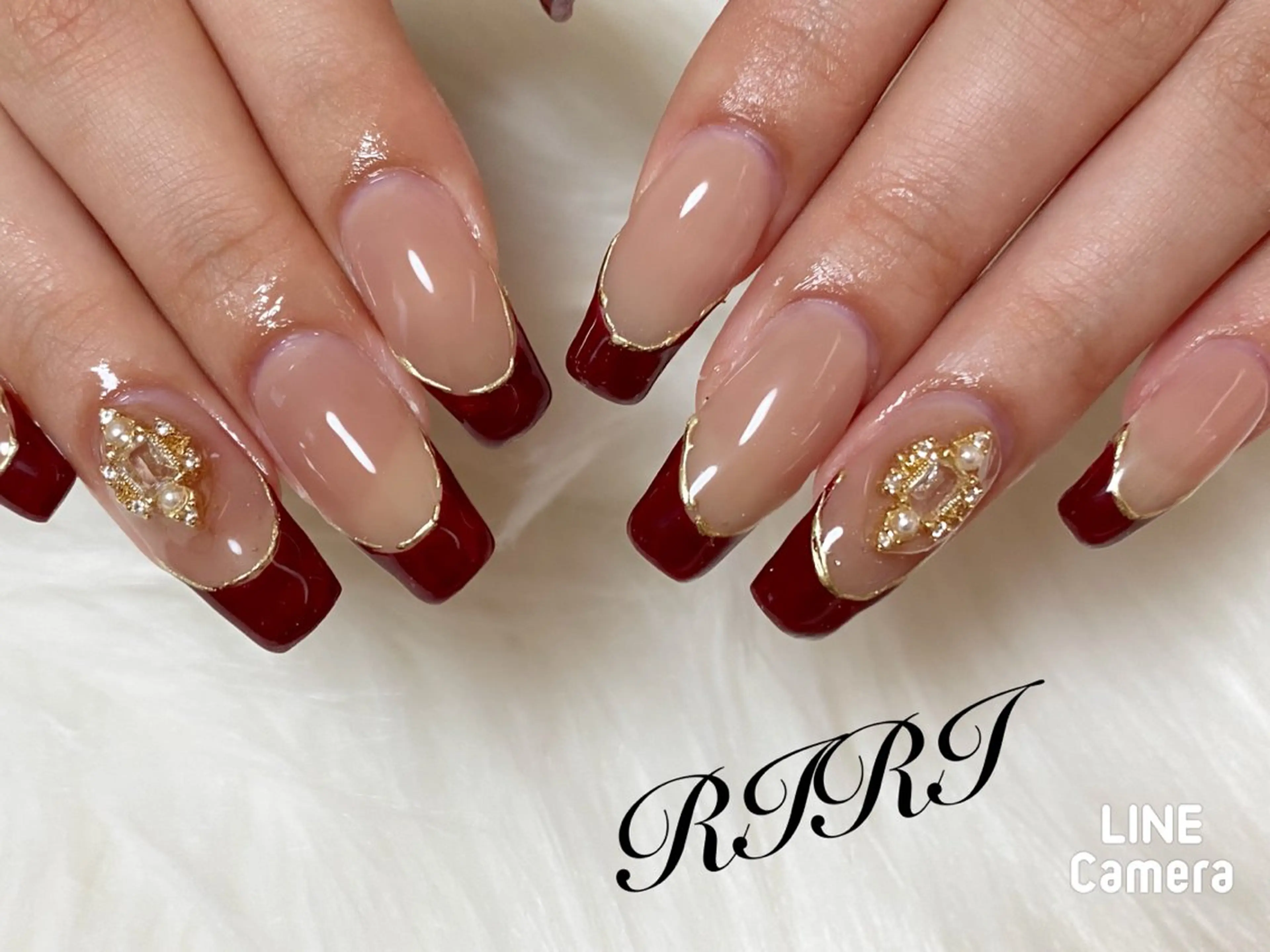 ネイル ボルドー フレンチネイル ジェルネイル キラキラネイル 韓国ネイル ハンドネイル riri オーナーのネイルデザイン