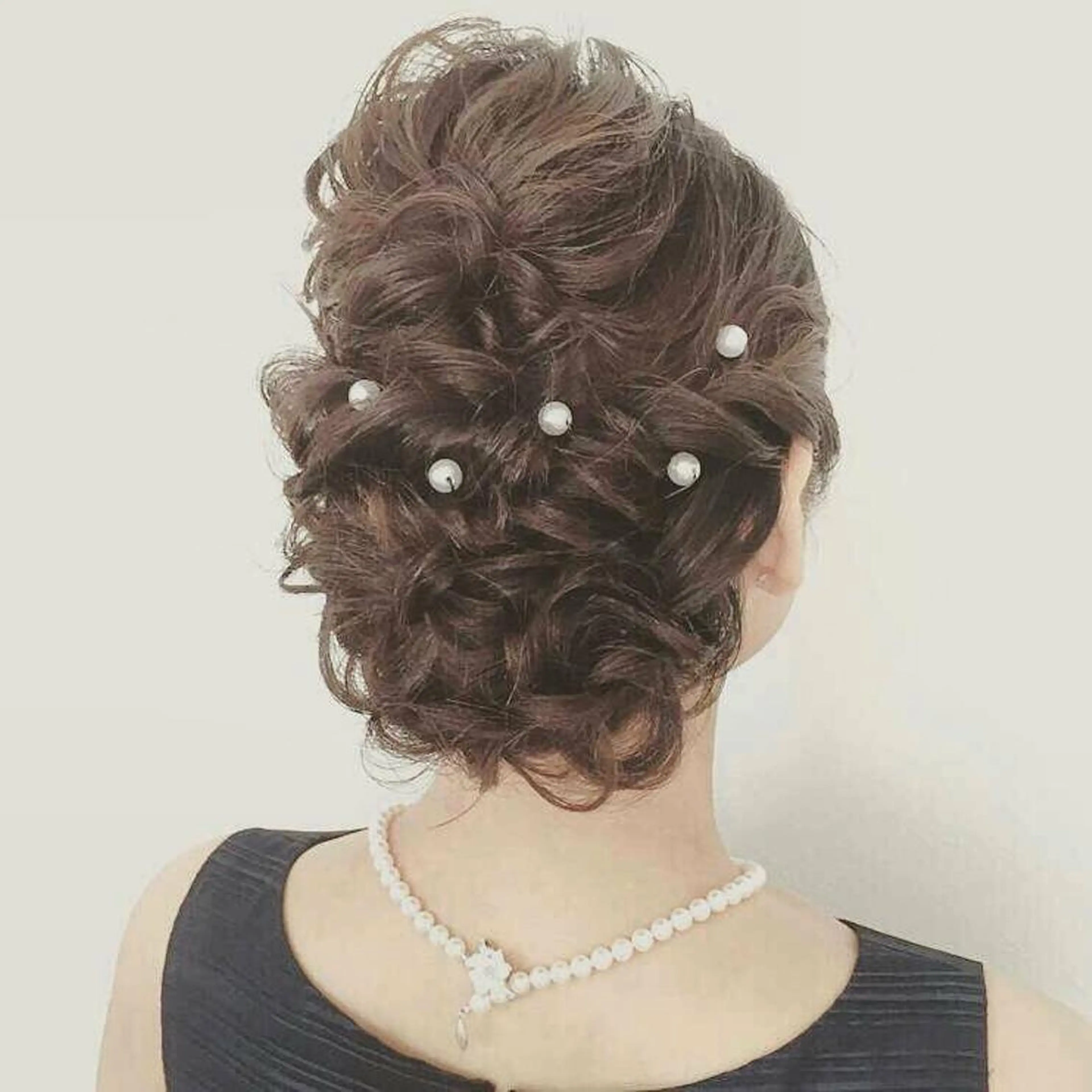 セミロング ヘアアレンジ 結婚式・ブライダル ヘアセット KANA カナのマツエク・マツパデザイン