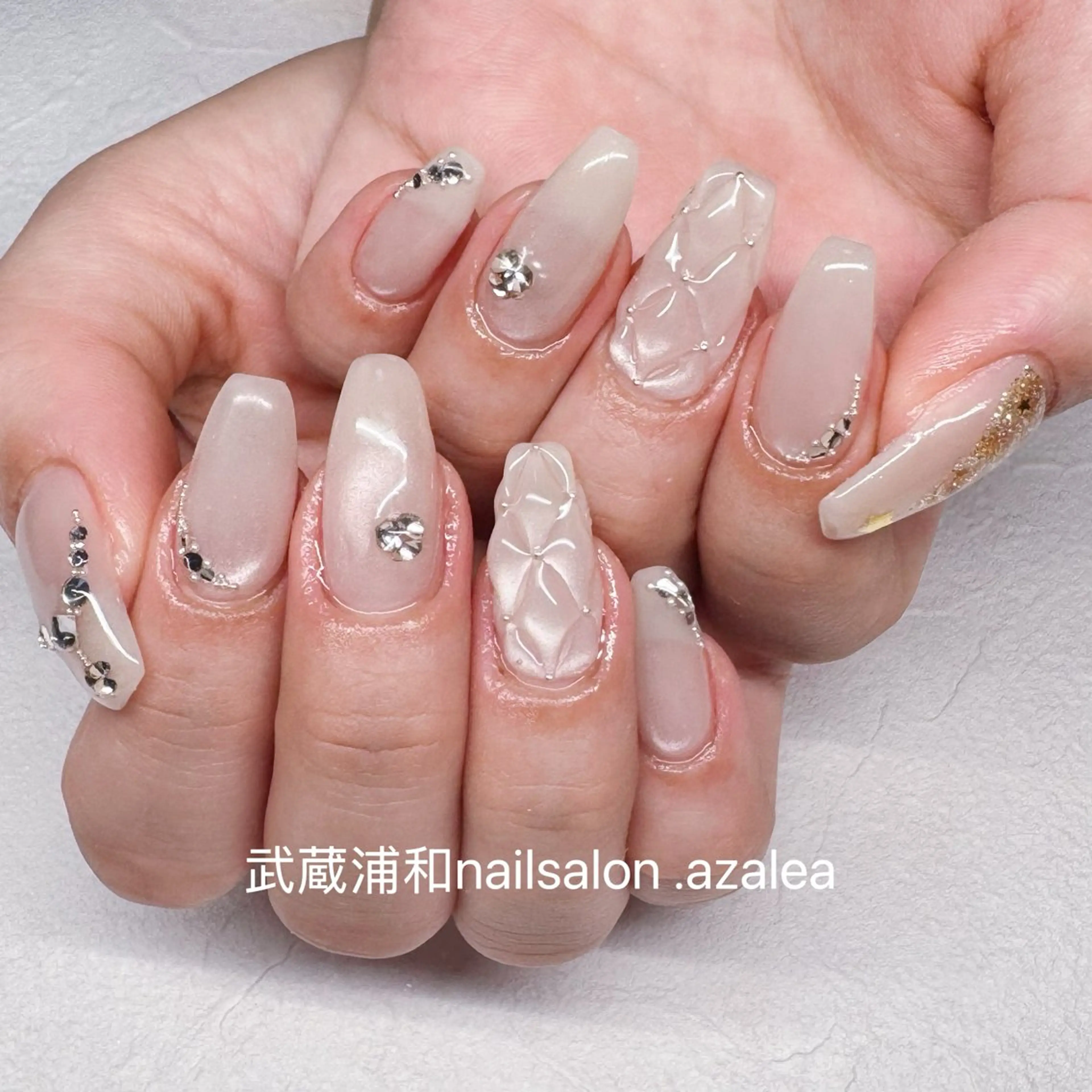 ネイル ハンドネイル R inのネイルデザイン