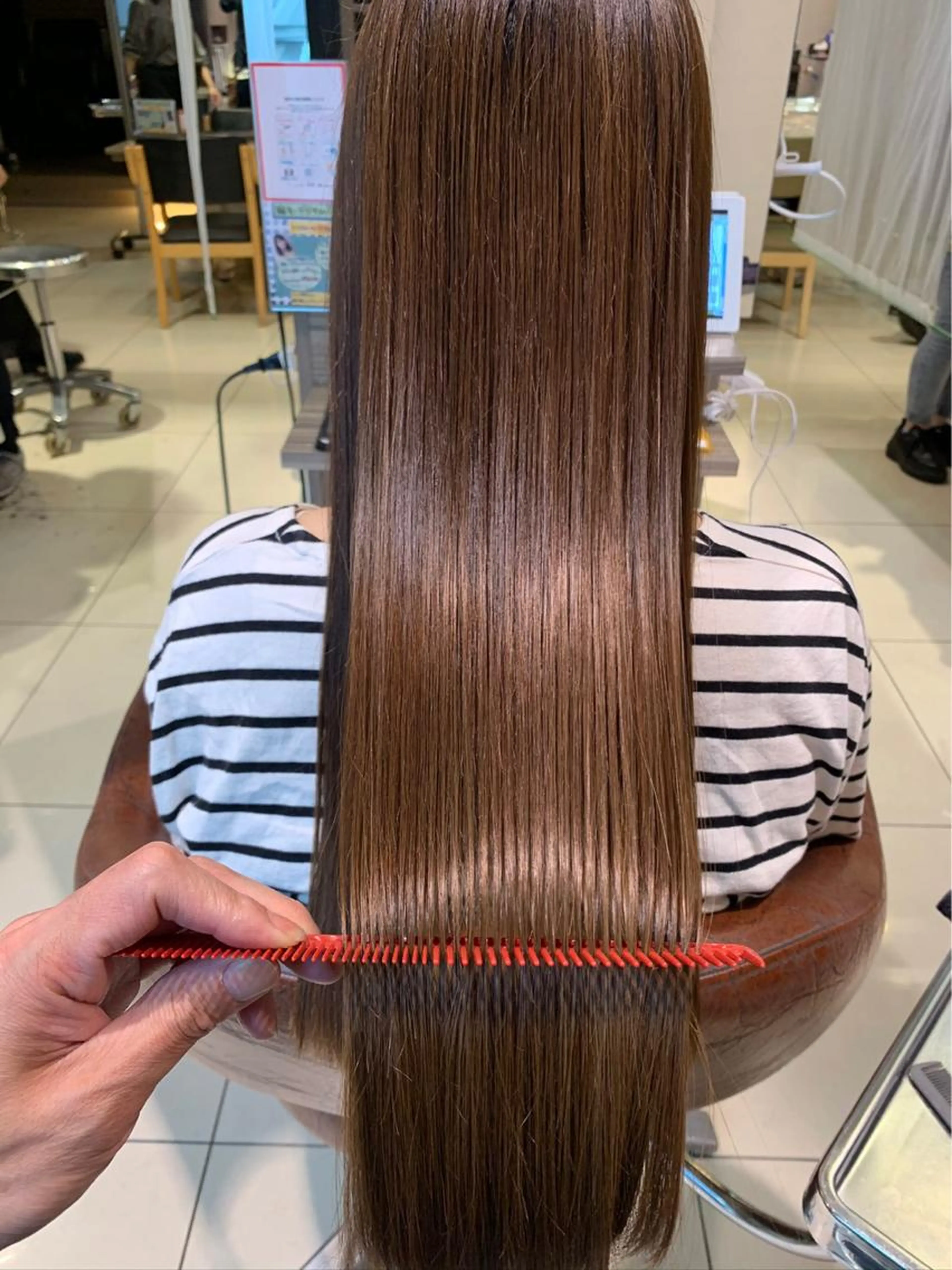 髪質改善サイエンスアクア＋カットの写真