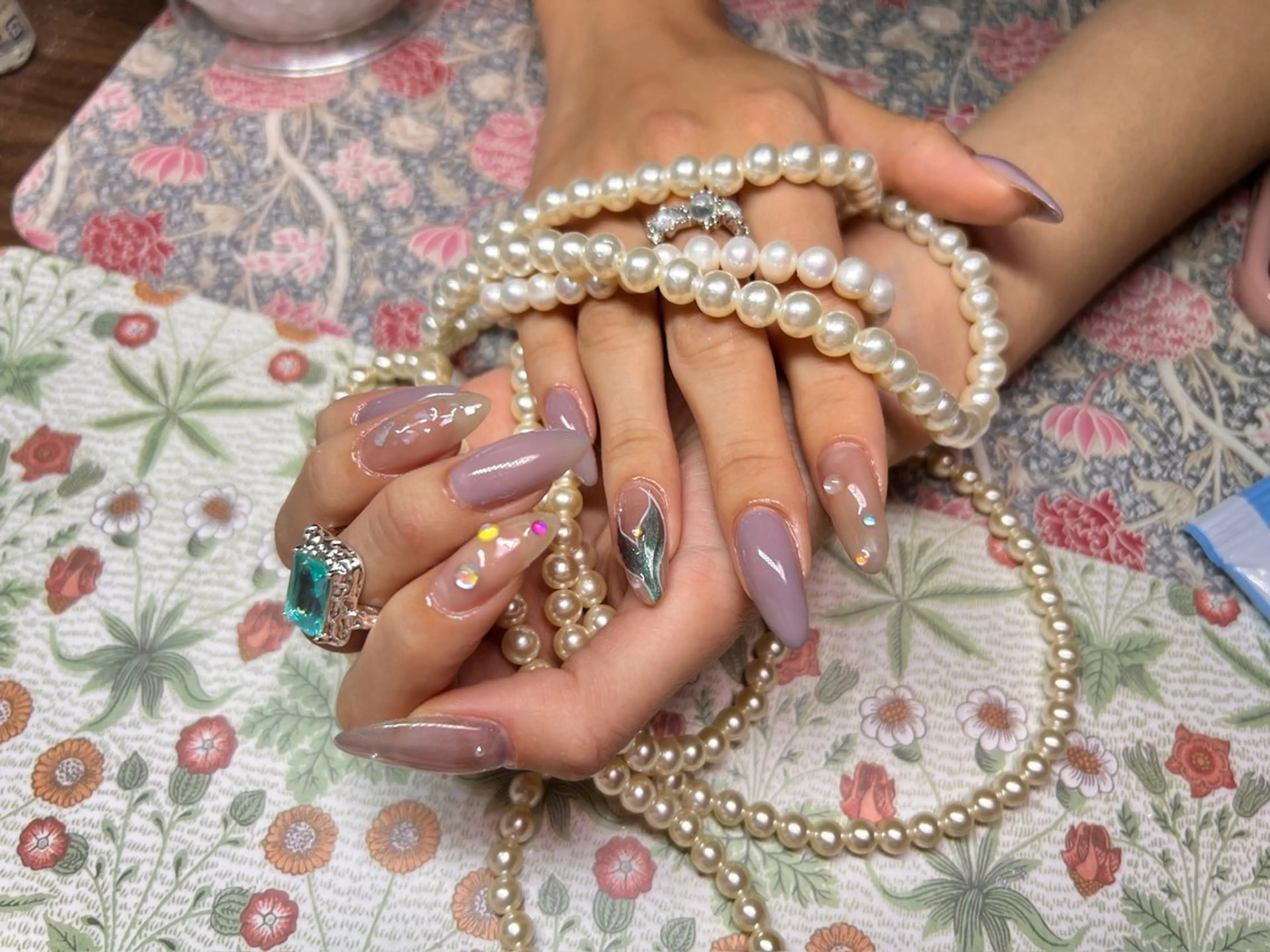 ネイル アートネイル マグネットネイル パープル 春ネイル 夏ネイル ハンドネイル ★HOSHINO NAIL★新宿店のネイルデザイン