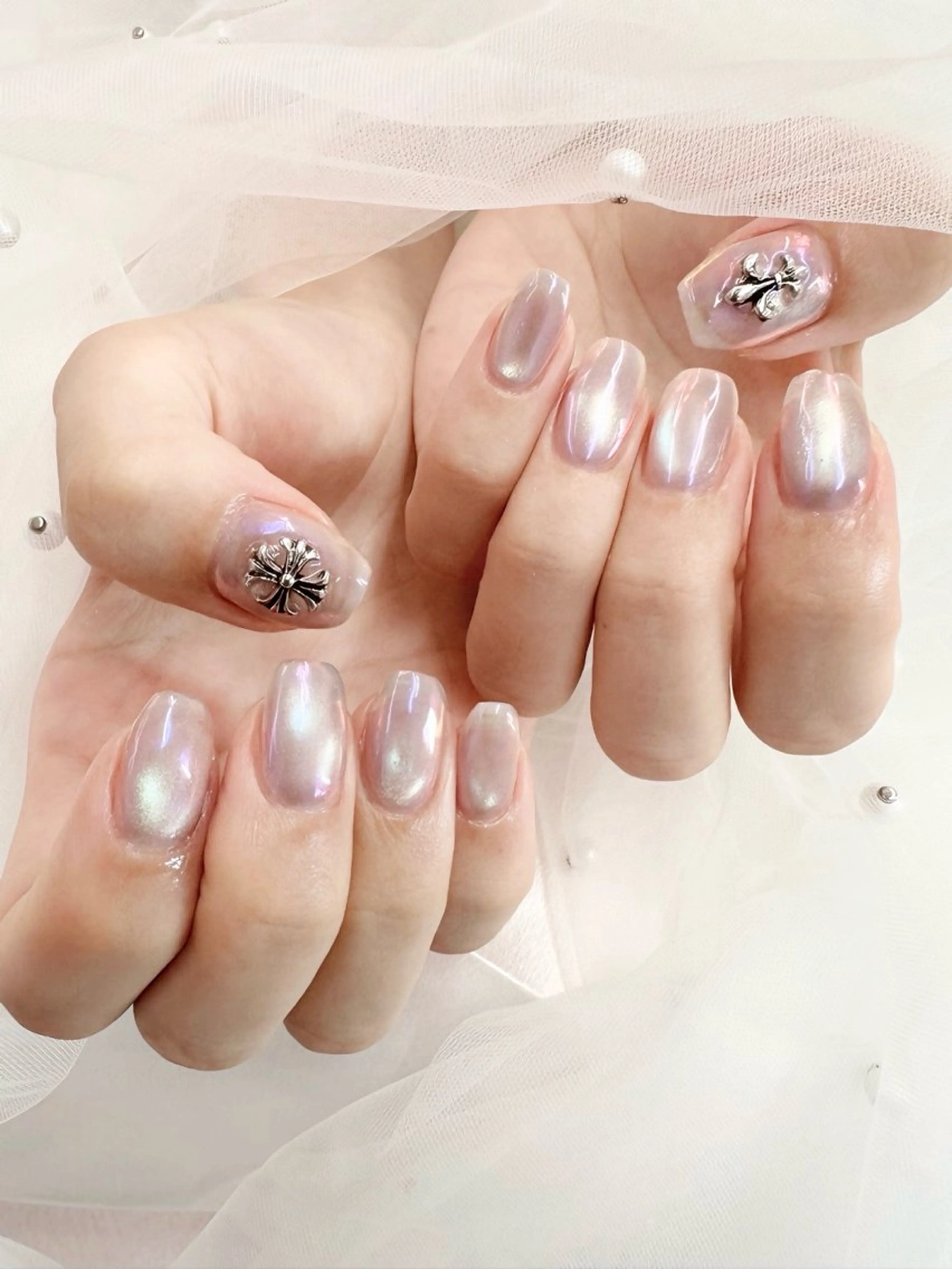 ネイル オーロラネイル マグネットネイル ハンドネイル Pawtique SAYAKAのネイルデザイン