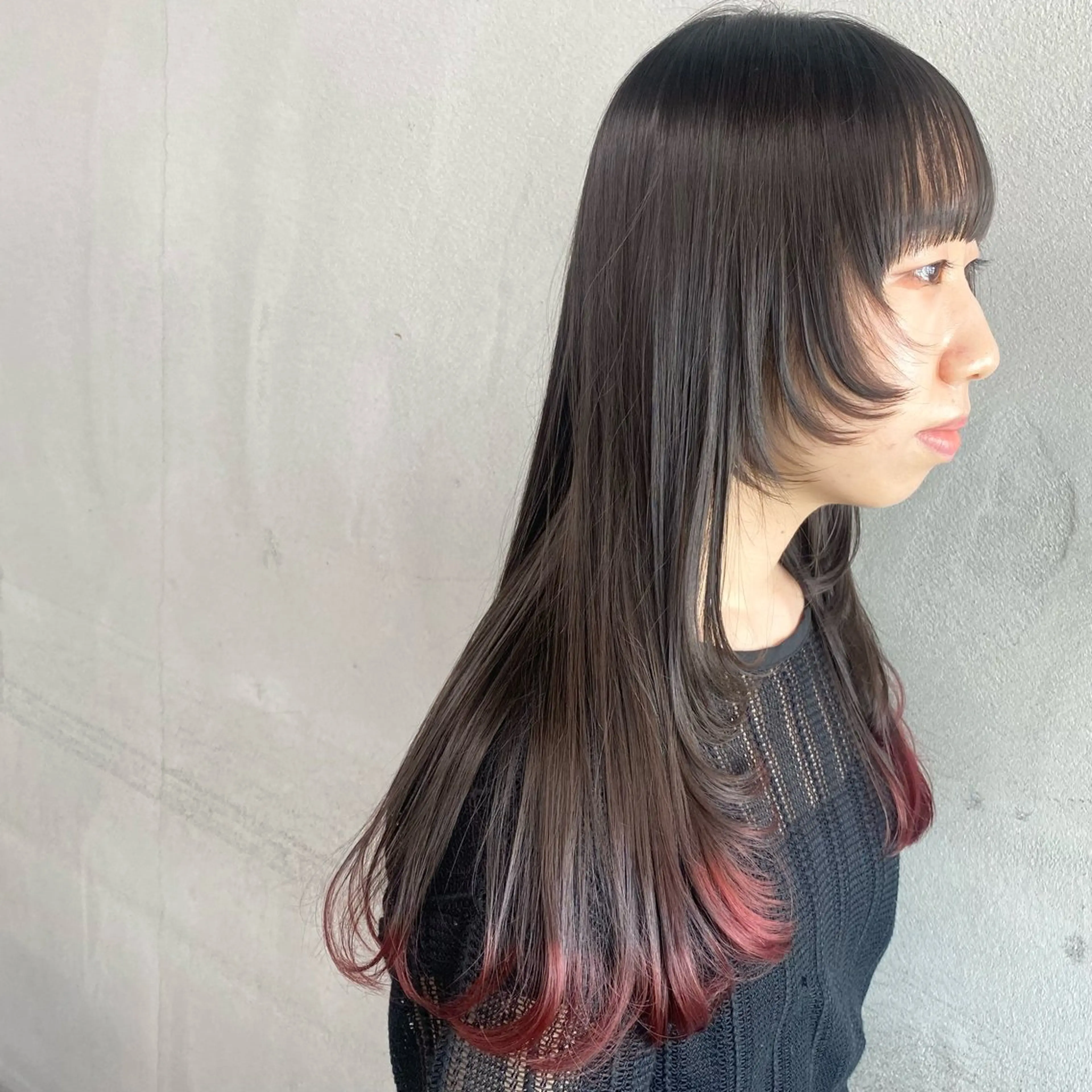 【平日限定!今だけ特別価格🩶】カット+裾カラー+TOKIOトリートメント(土日祝¥13800)の写真