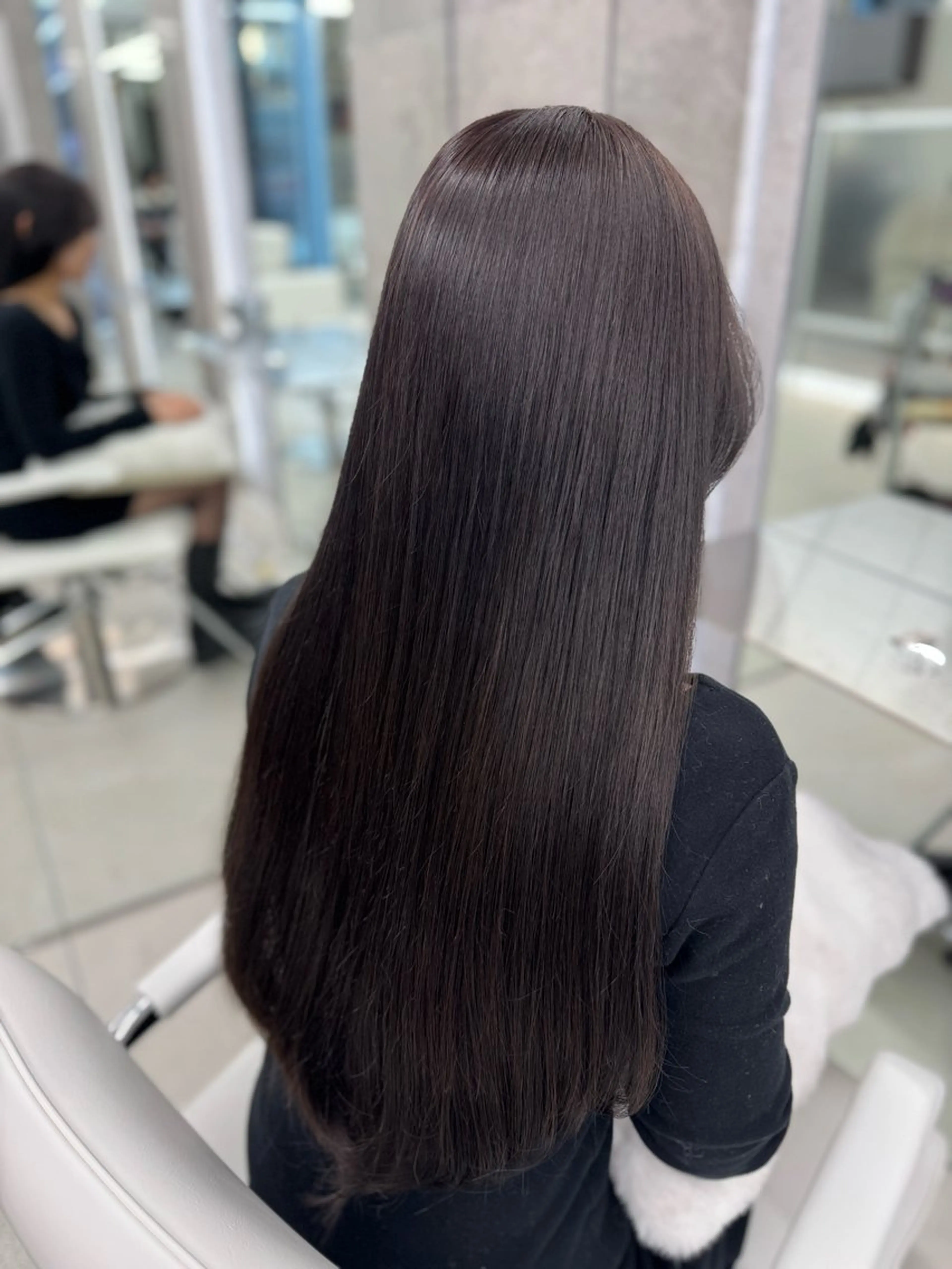 ロング カラー 透明感カラー グレージュ カット ヘアカラー kiti SAKAE所属・シュンヤ韓国レイヤー /暖色カラーのヘアスタイル