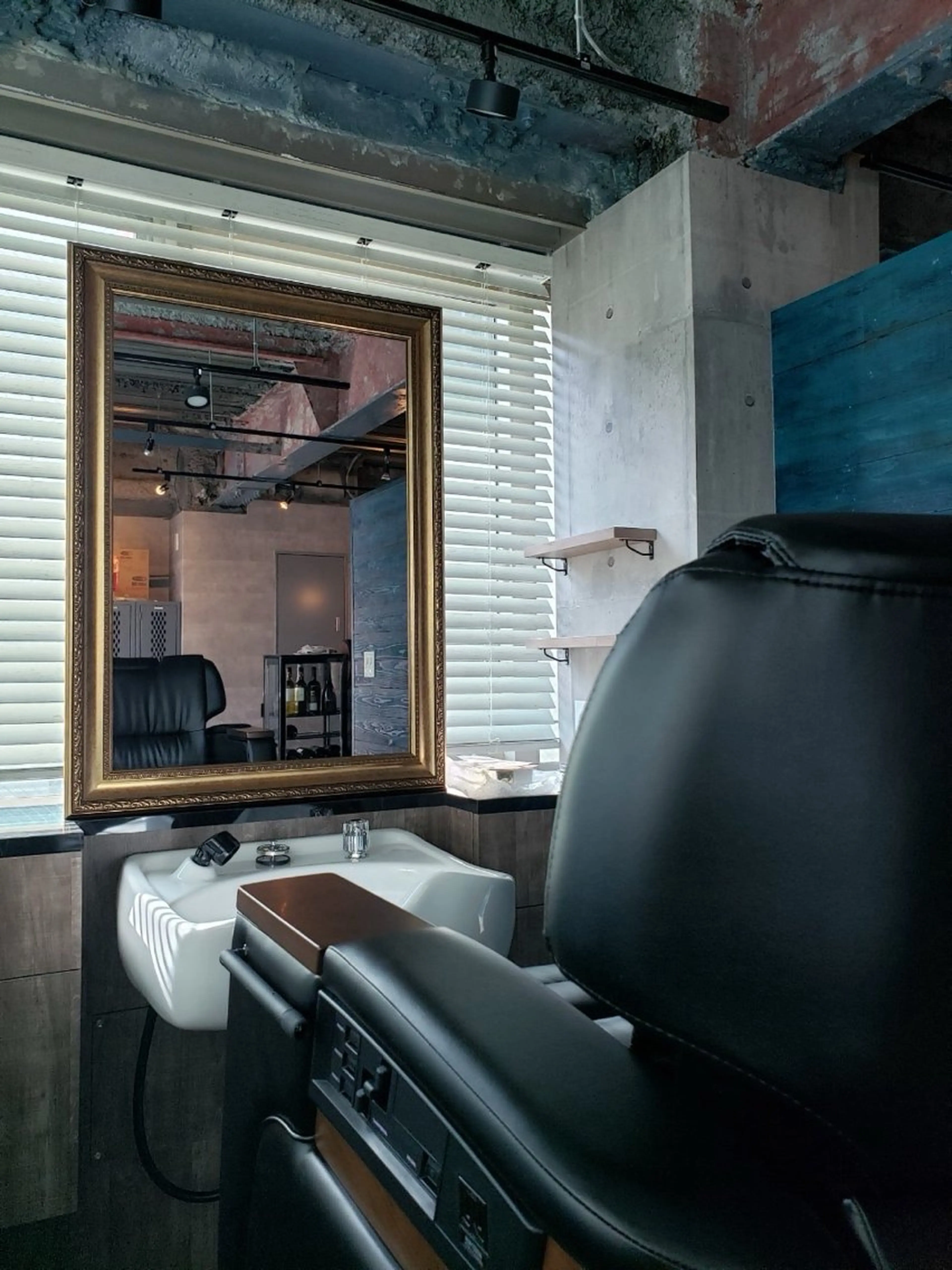 waltz barber salon所属・林 香璃のエステ・リラクイメージ