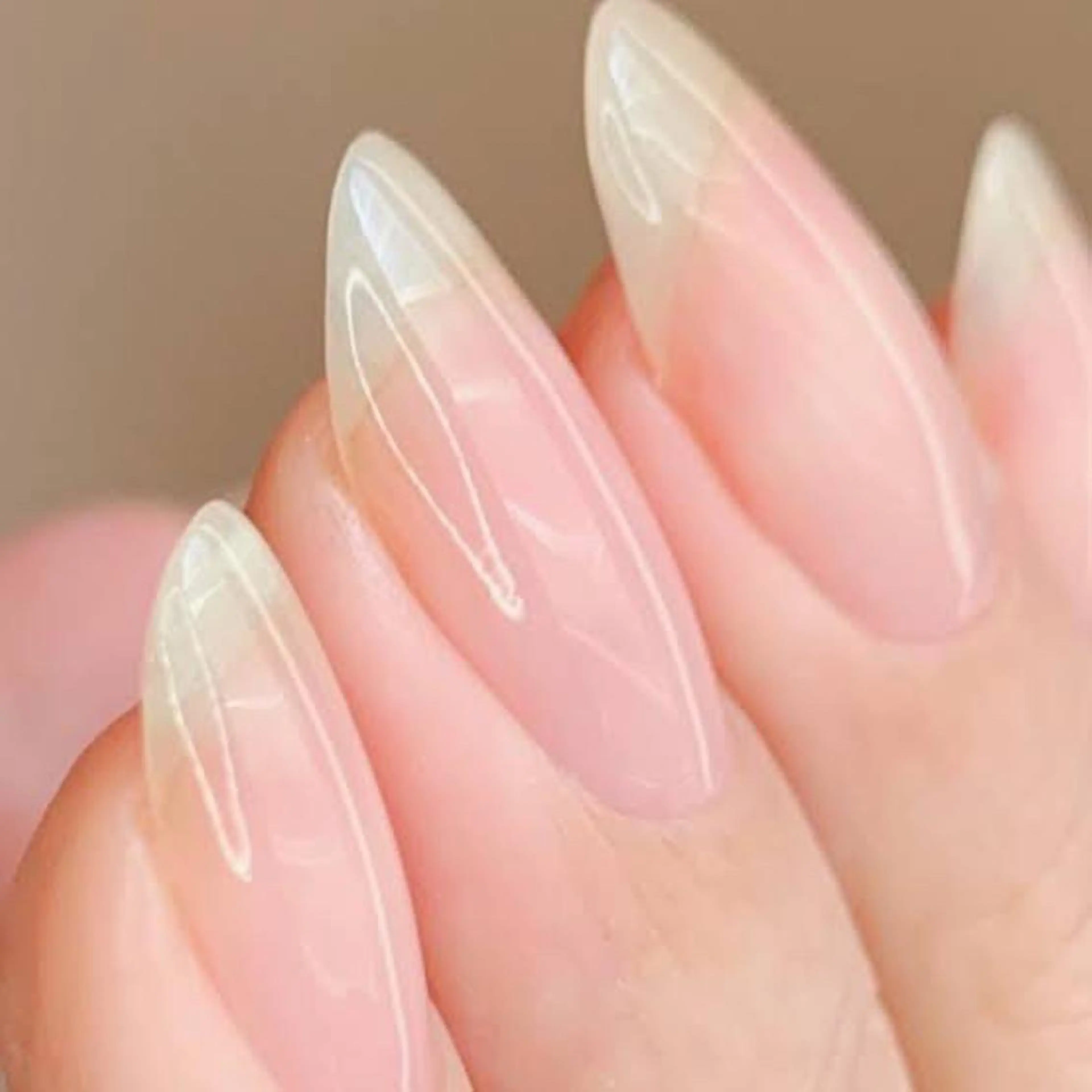 つやつや✨クリアジェルネイル💅🏼【オフ込】4950円ぽっきり‼️の写真