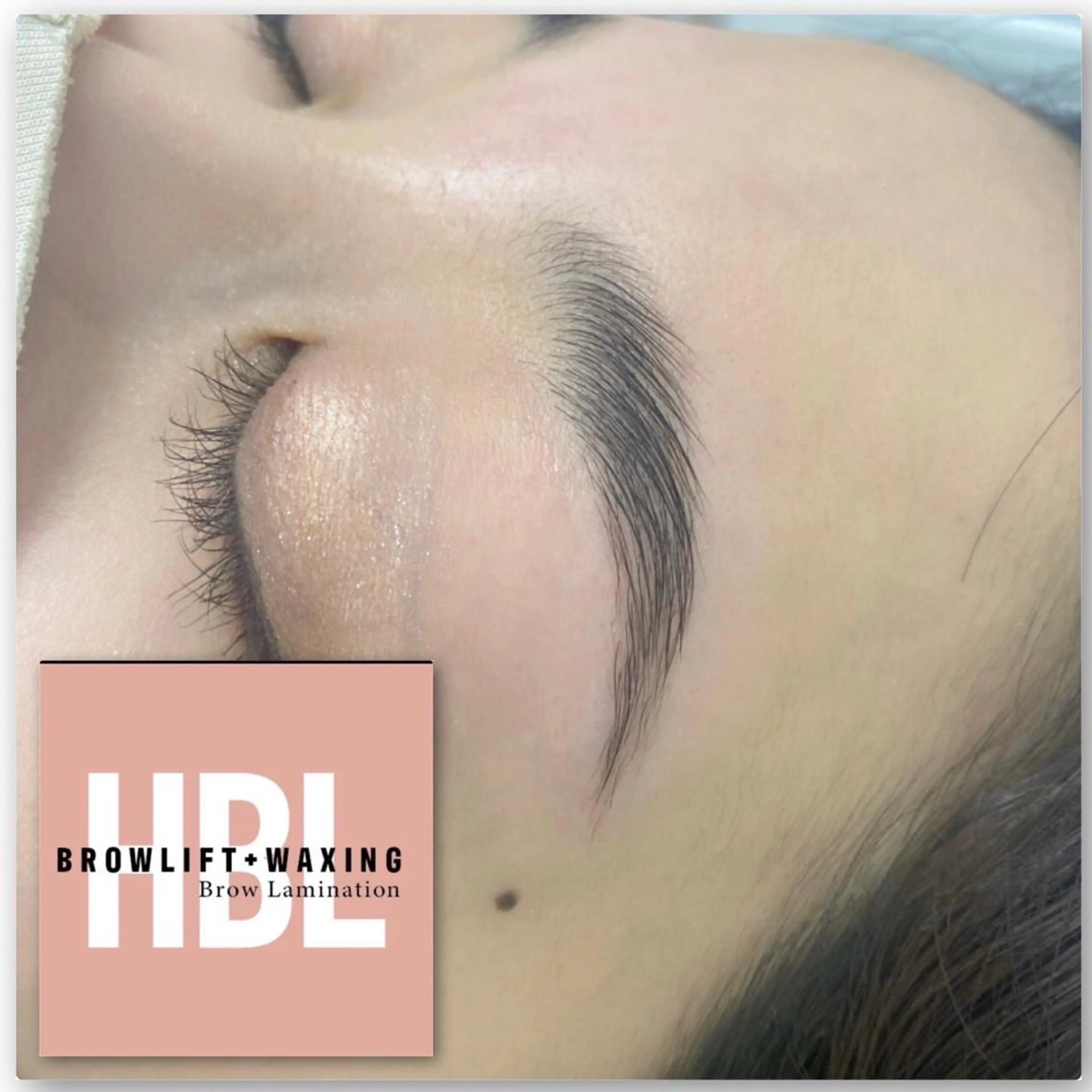 アイブロウ Rubble所属・Rubble 菊田のマツエク・マツパデザイン