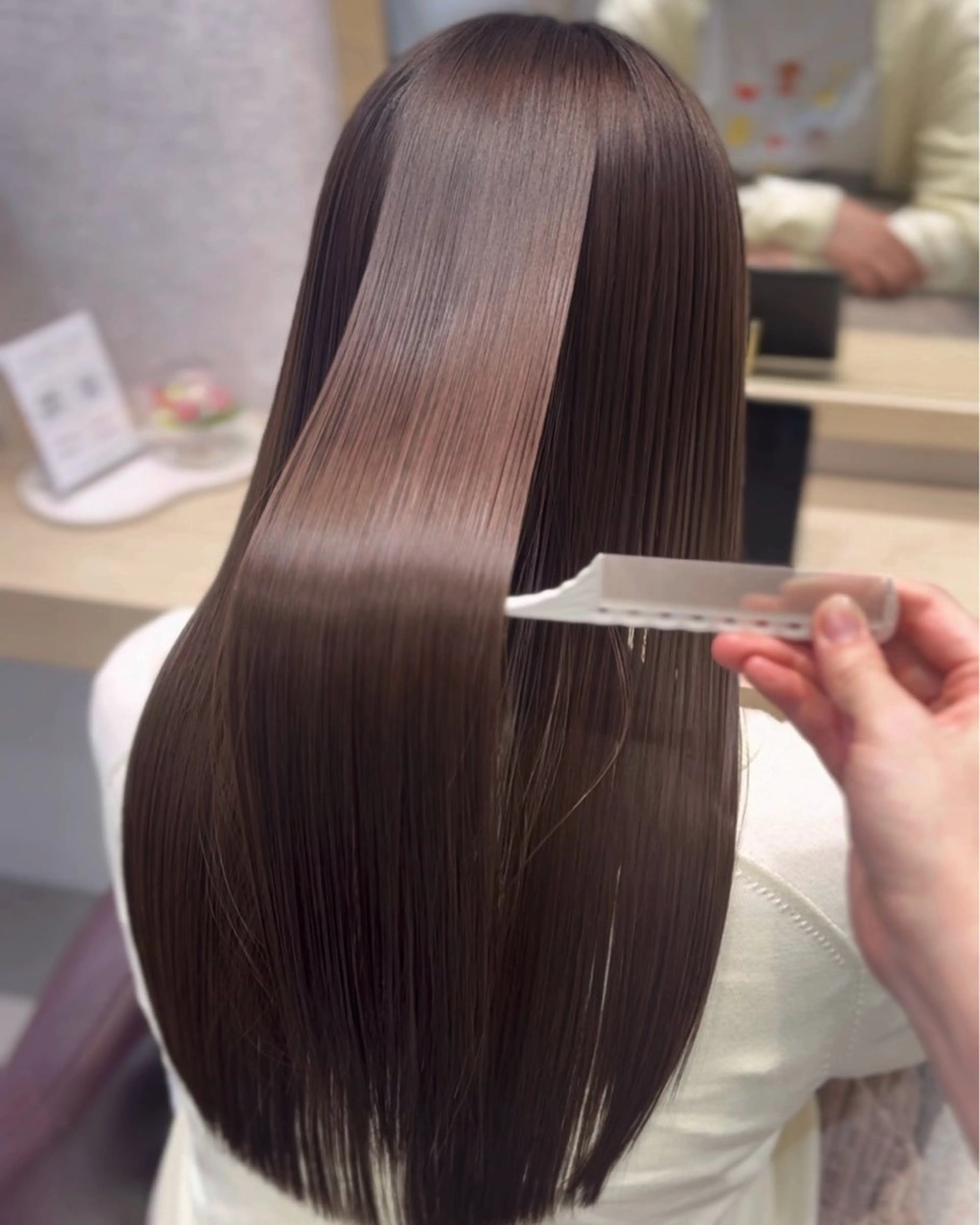 ロング パーマ suzuka/透明感 カラー 美髪縮毛矯正のヘアスタイル