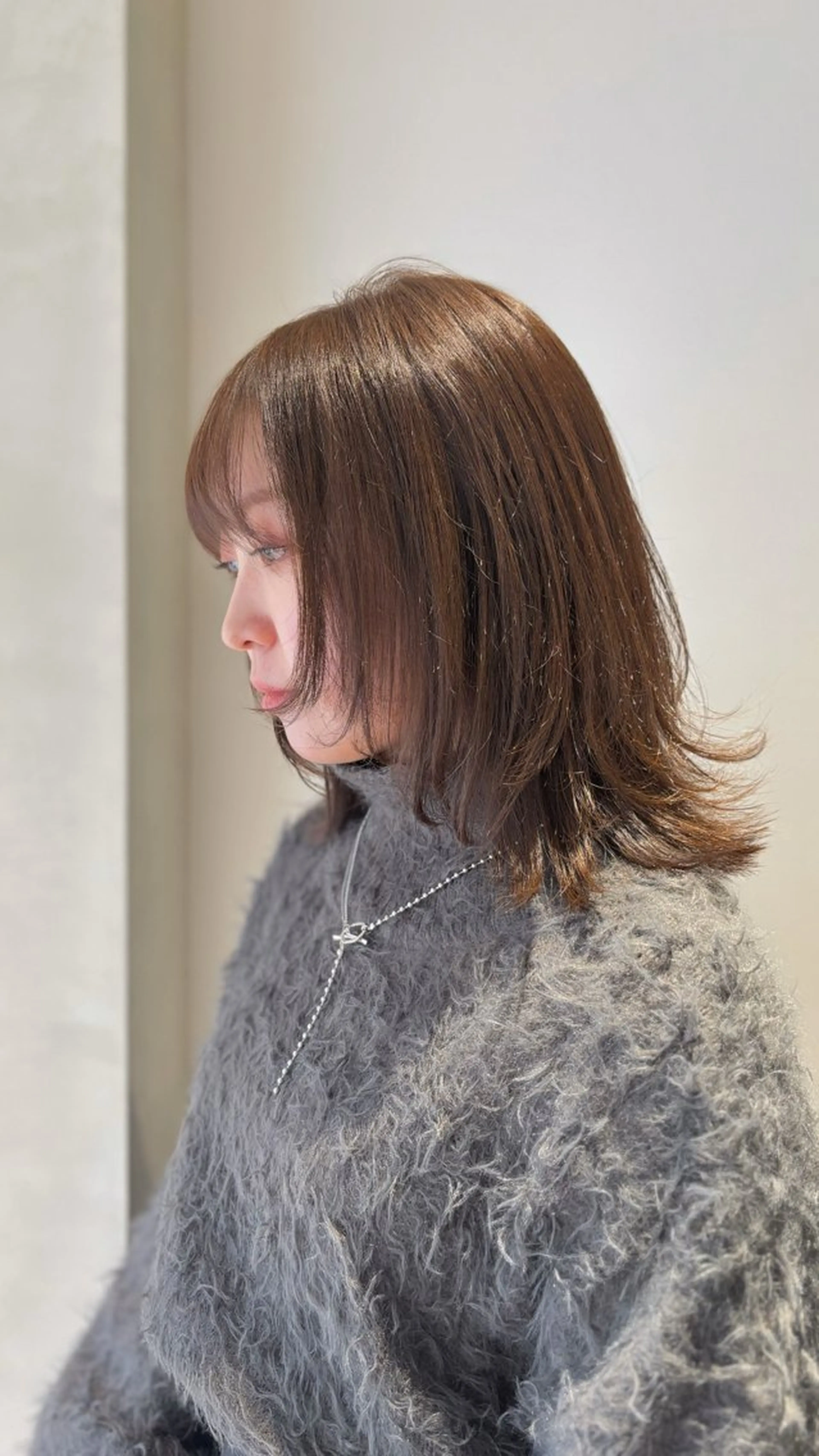 セミロング カット ヘアカラー トリートメント 白土 さくらのヘアスタイル