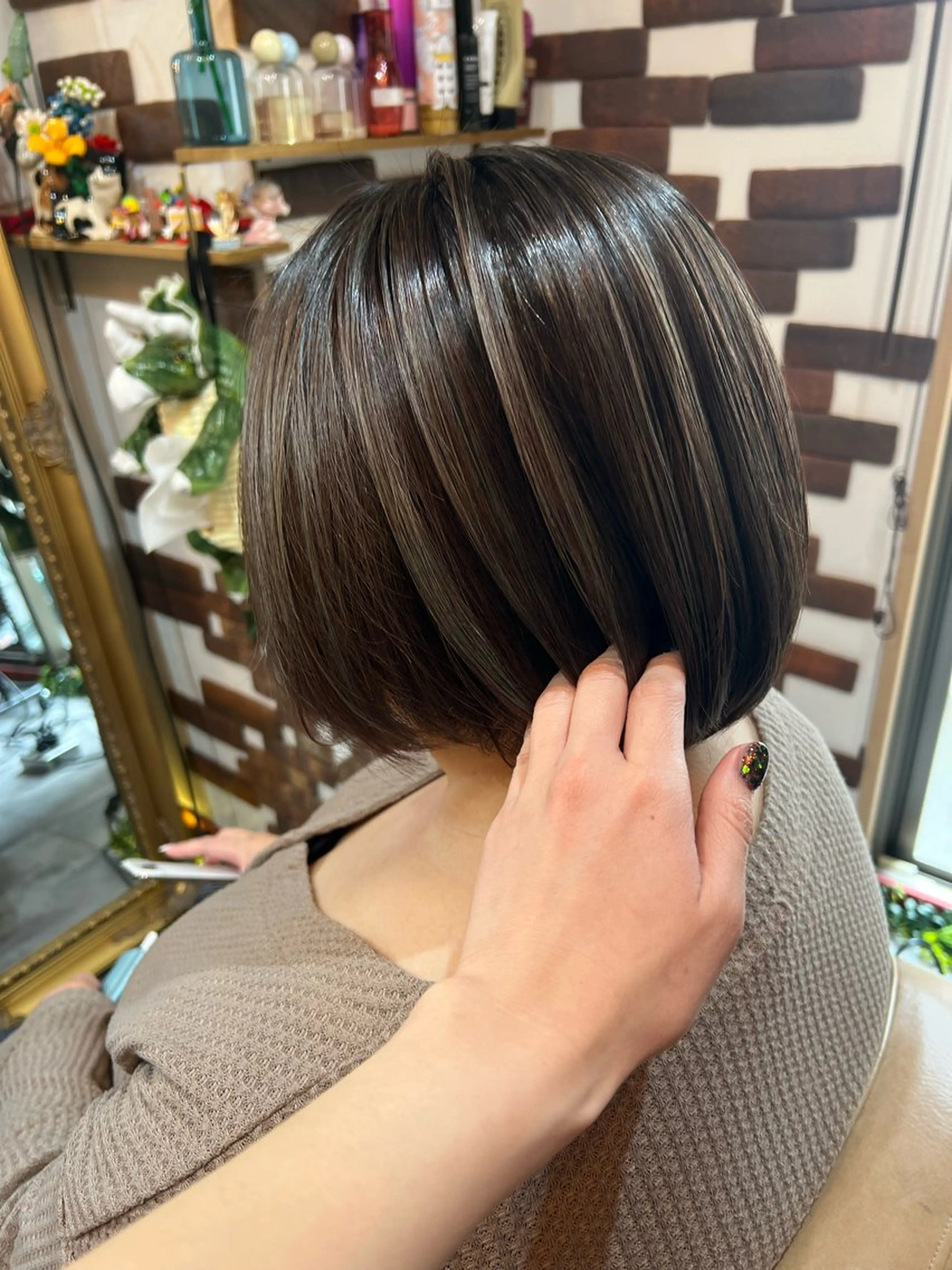 ショート カラー ハイライトカラー ハイライト カラーパティシエ facce🌼ikoのヘアスタイル