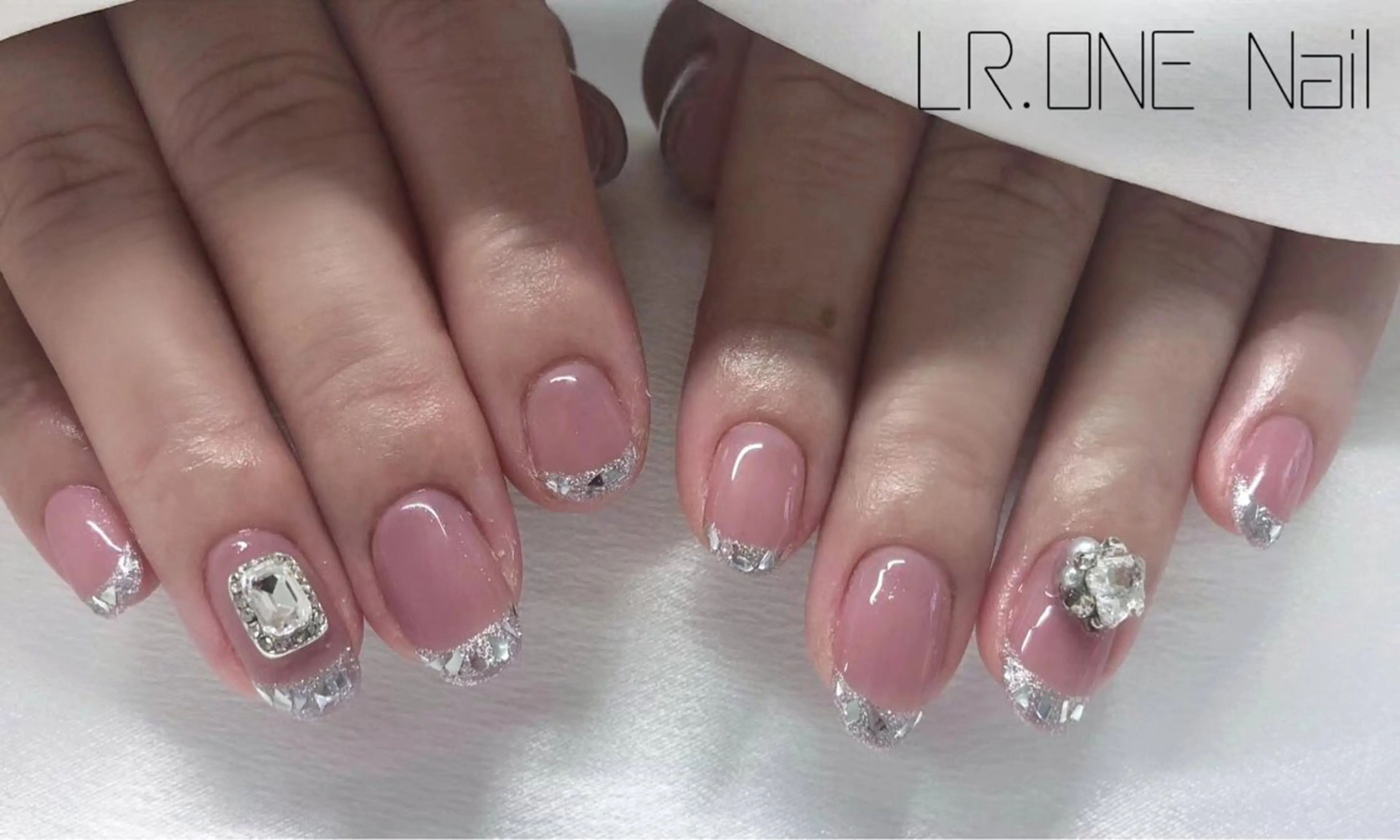 ネイル LR.ONE ヨウのネイルデザイン