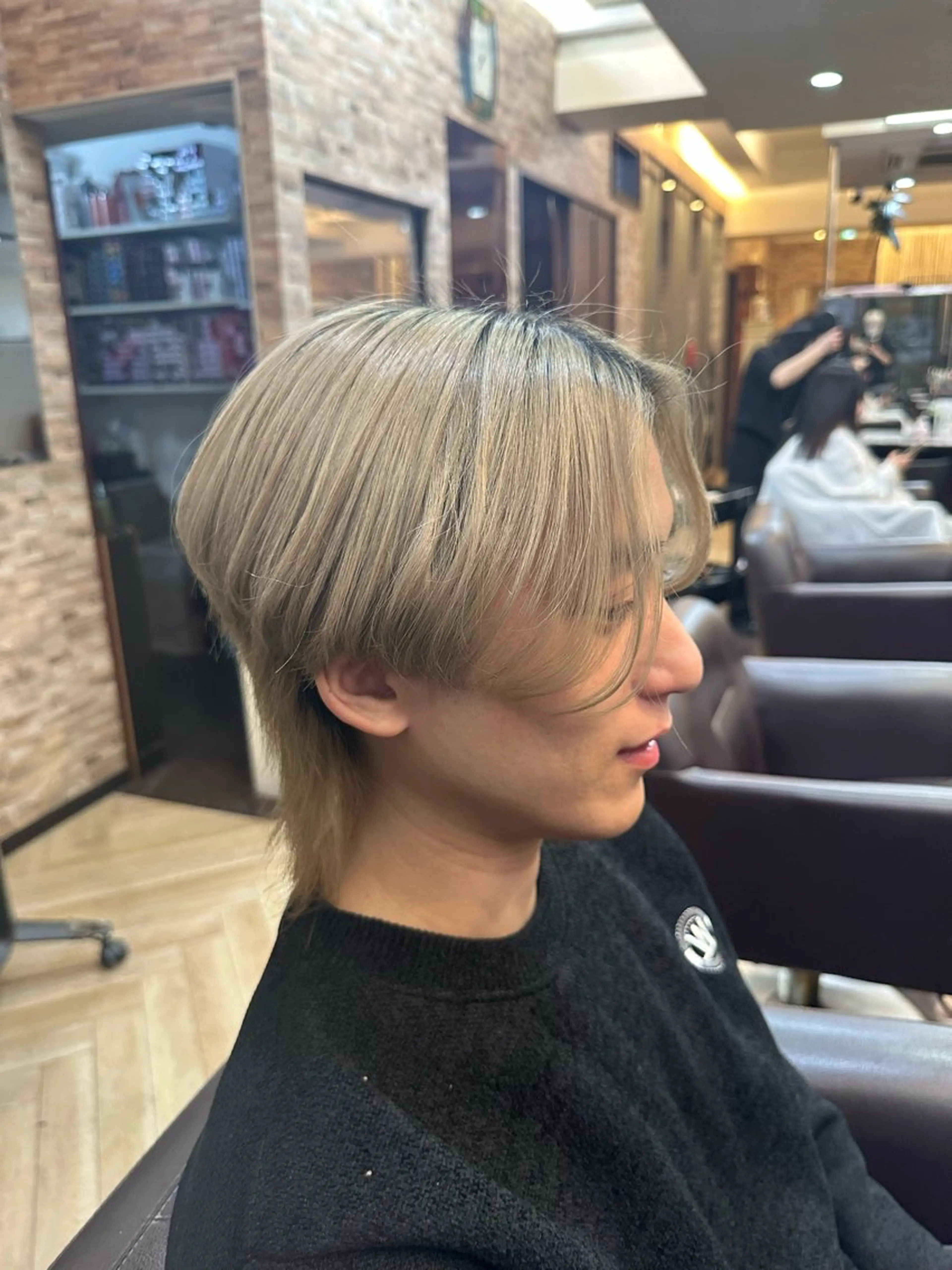 メンズ センターパート メンズ韓国風 韓国マッシュ マッシュウルフ マッシュ 縮毛矯正&髪質改善/ きょうの🐺のヘアスタイル