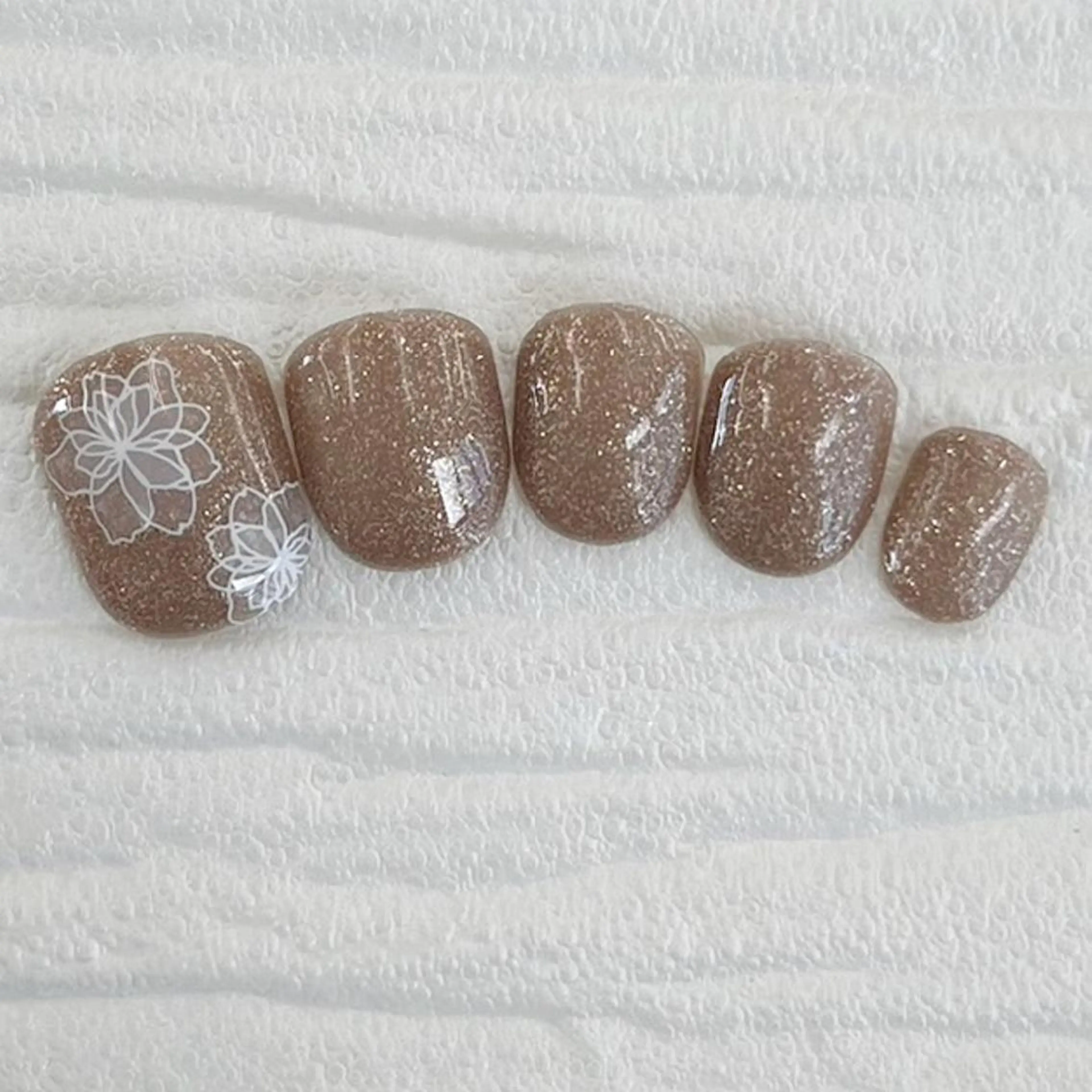 ネイル フットネイル Nail salon Honey Beeのネイルデザイン