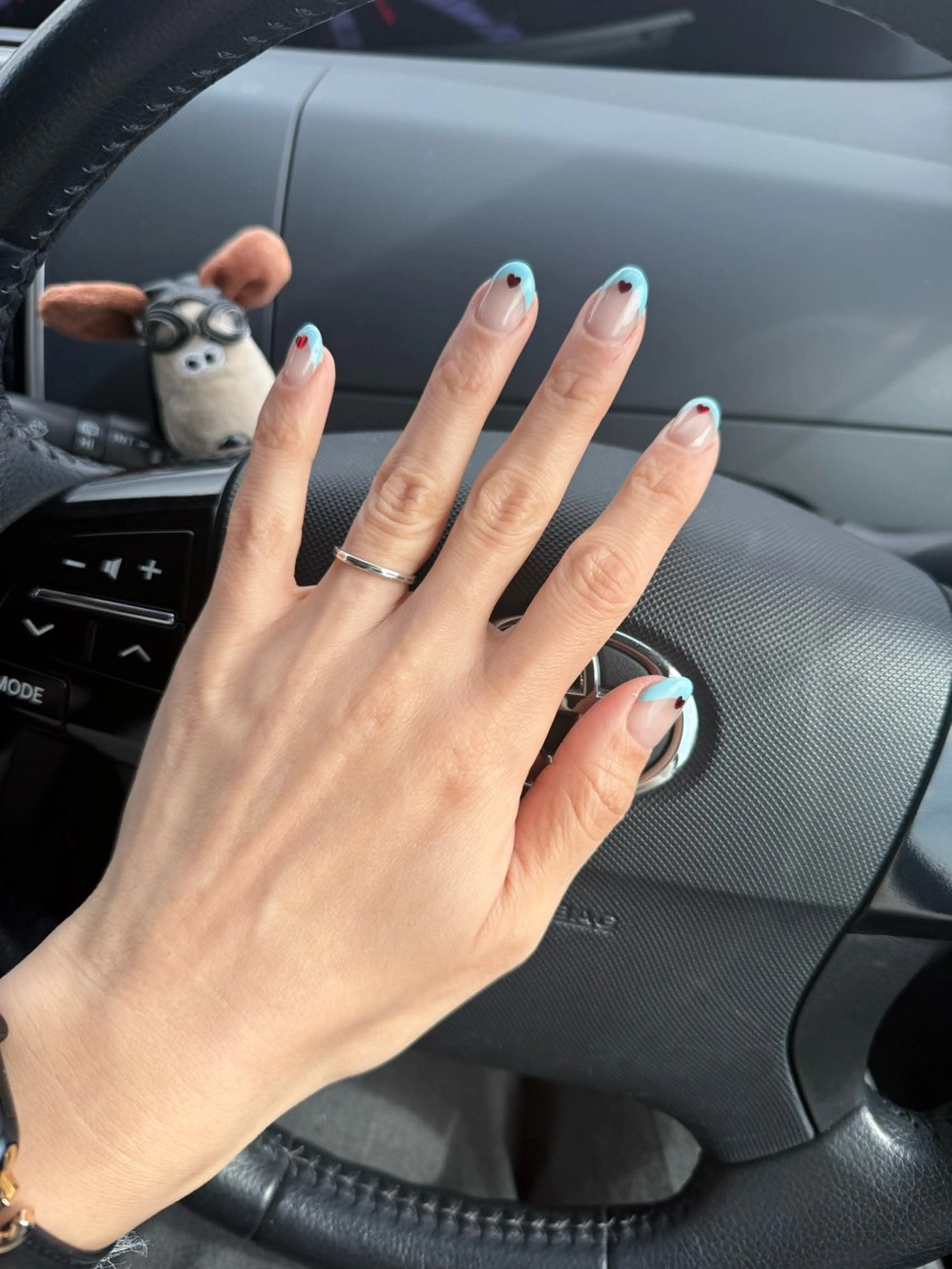 ネイル フレンチネイル 水色 シンプルネイル デ・アイム「nail salon MIMIPARUN」所属・ナリス化粧品 MIMIPARUNのネイルデザイン