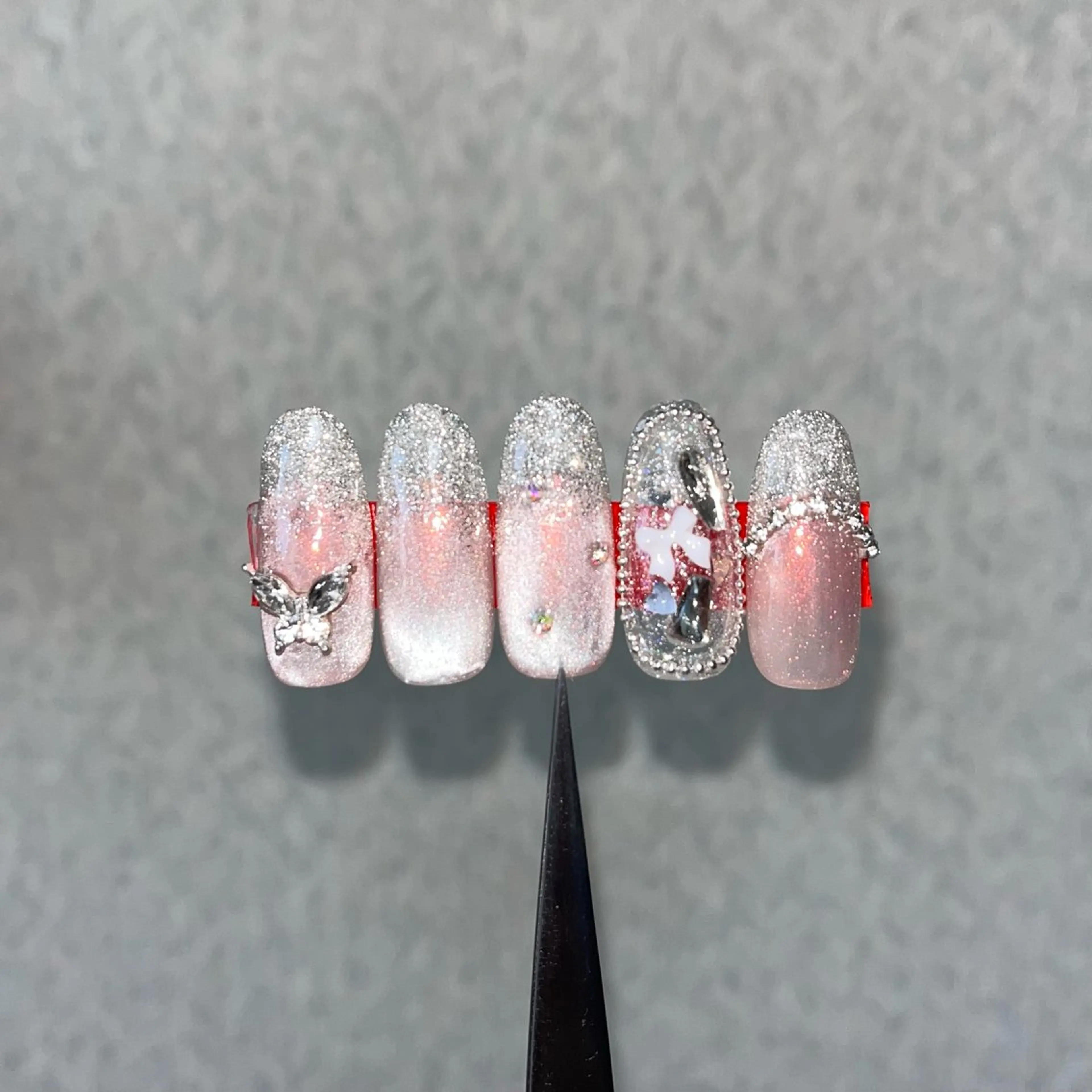 ネイル フラッシュネイル キラキラネイル マグネットネイル ワンホンネイル U nailsのネイルデザイン