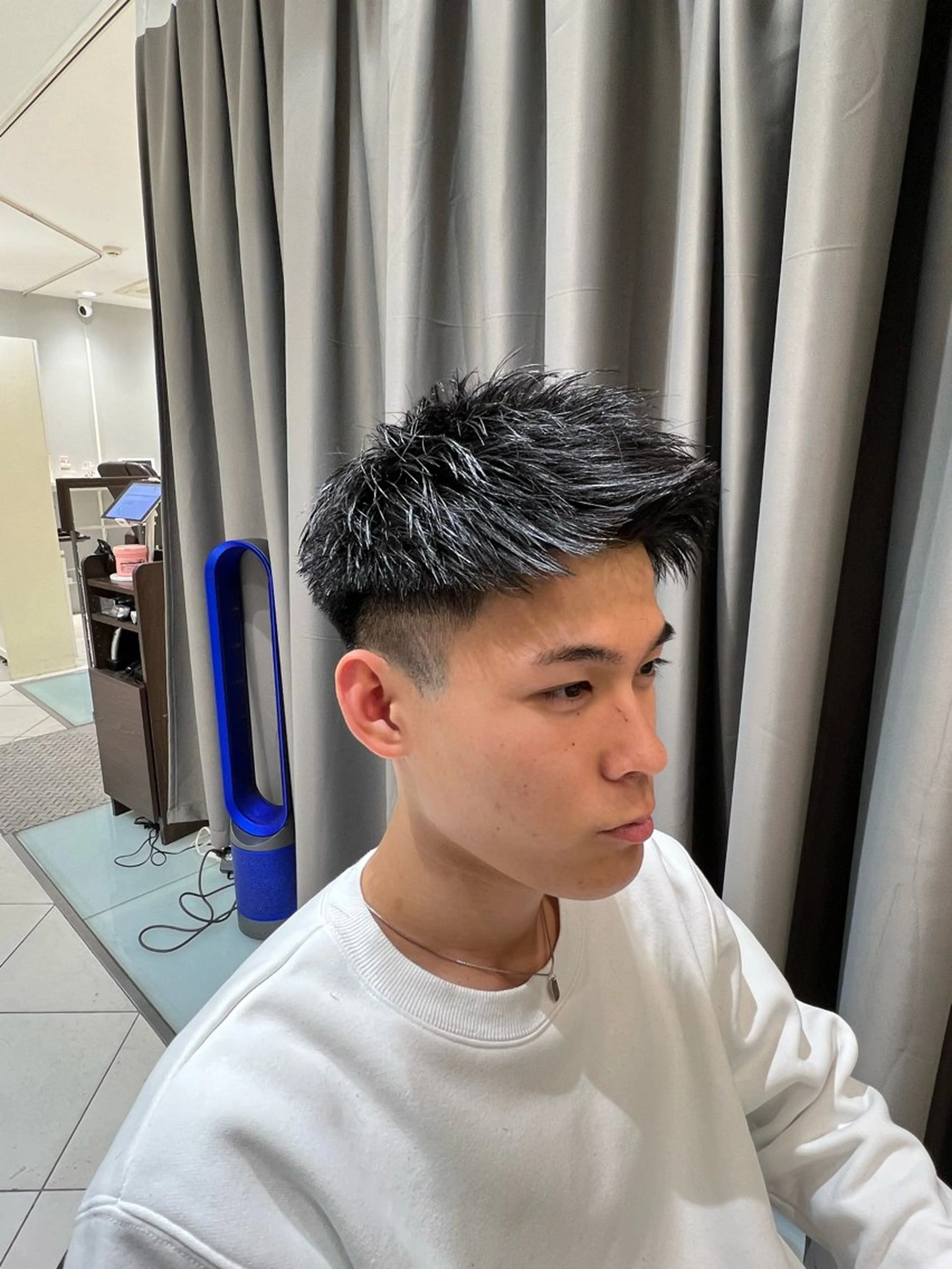 🐾メンズカット+炭酸泉クレンジングシャンプー+眉カット🥀の写真
