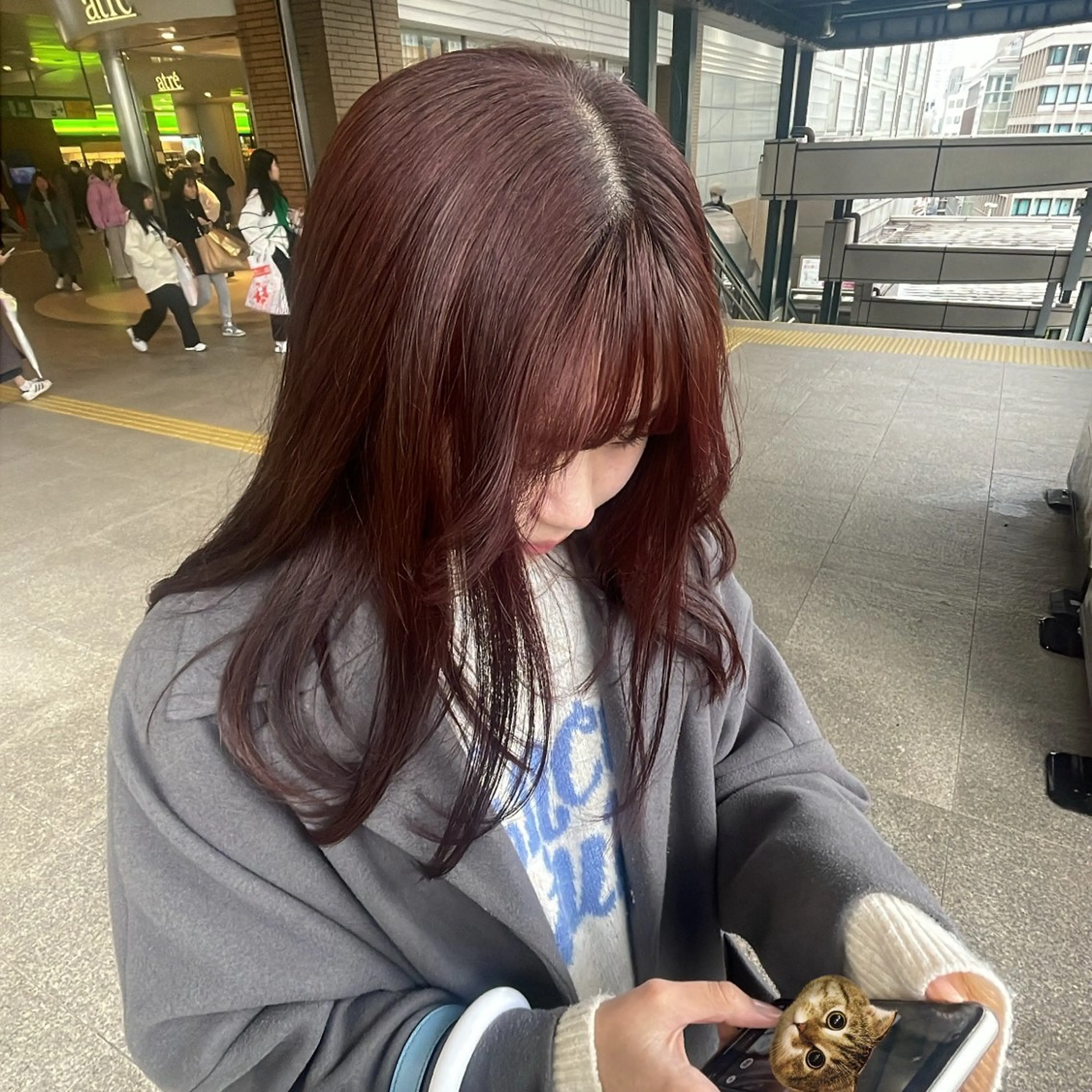 セミロング カラー ヒマワリ/ 艶カラー/髪質改善のヘアスタイル