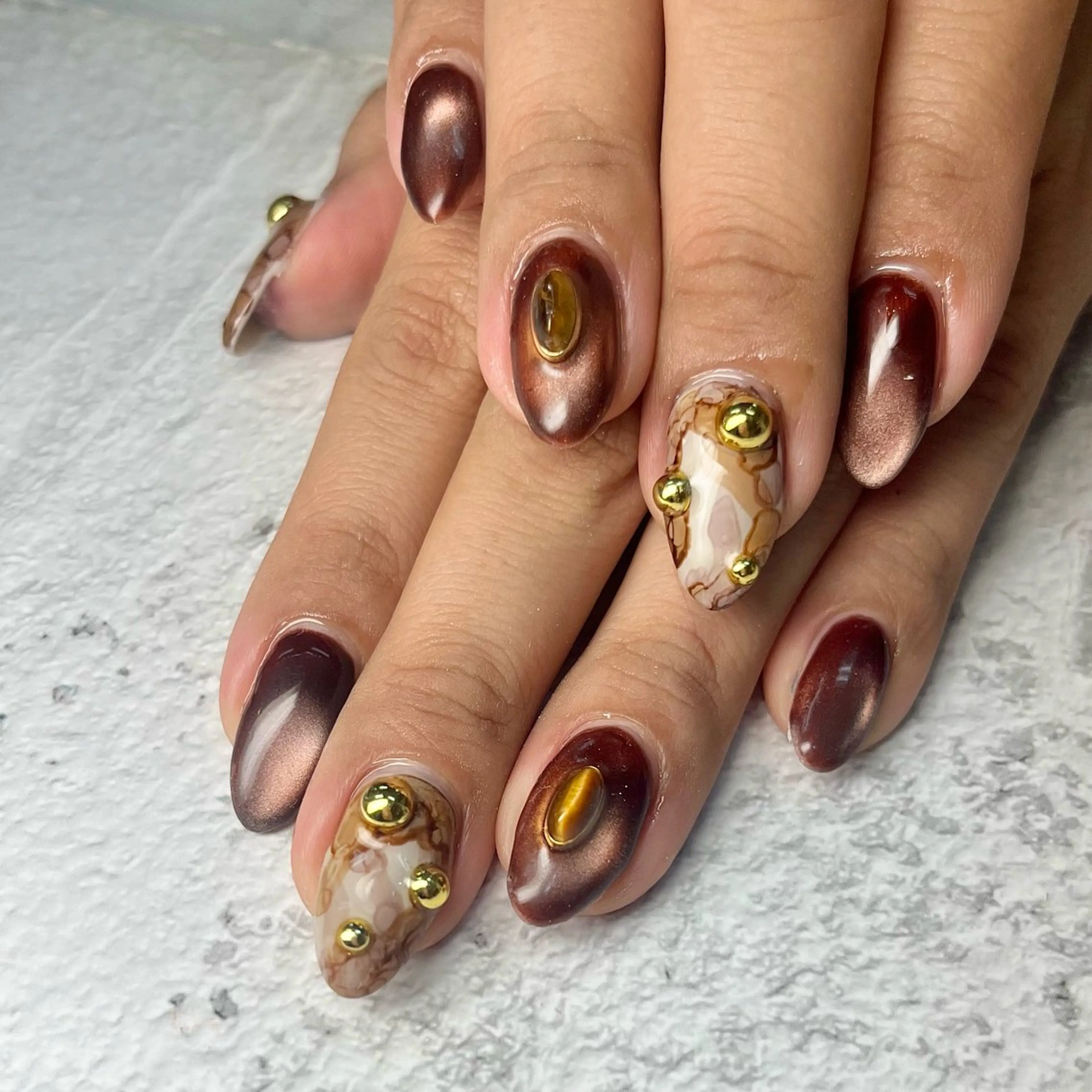 ネイル ニュアンスネイル ハンドネイル Queen nail 北堀江 ASUKAのネイルデザイン