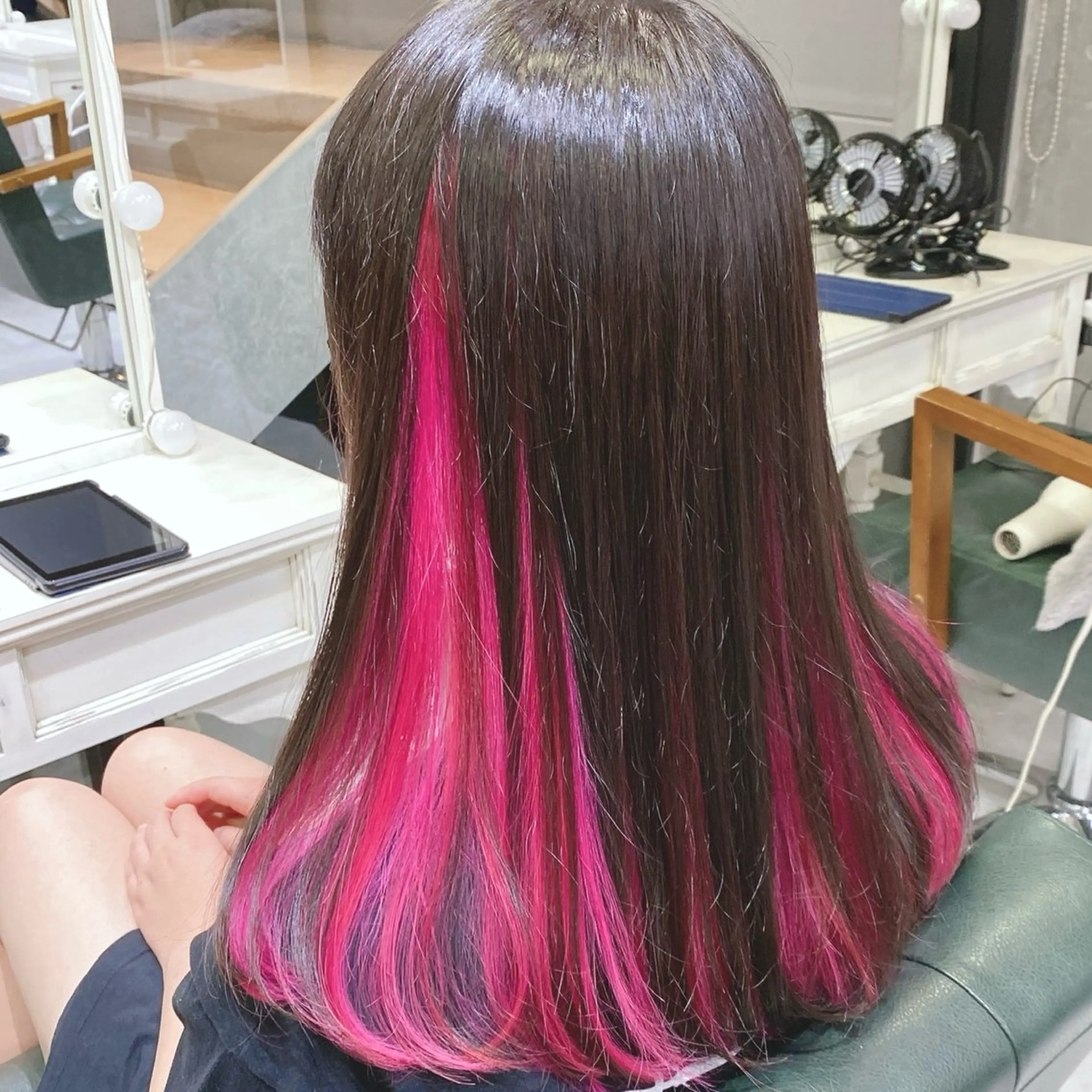 ロング カラー アッシュ 黒髪 ブリーチ ブルーカラー ブルーブラック DAYS Men’sのヘアスタイル