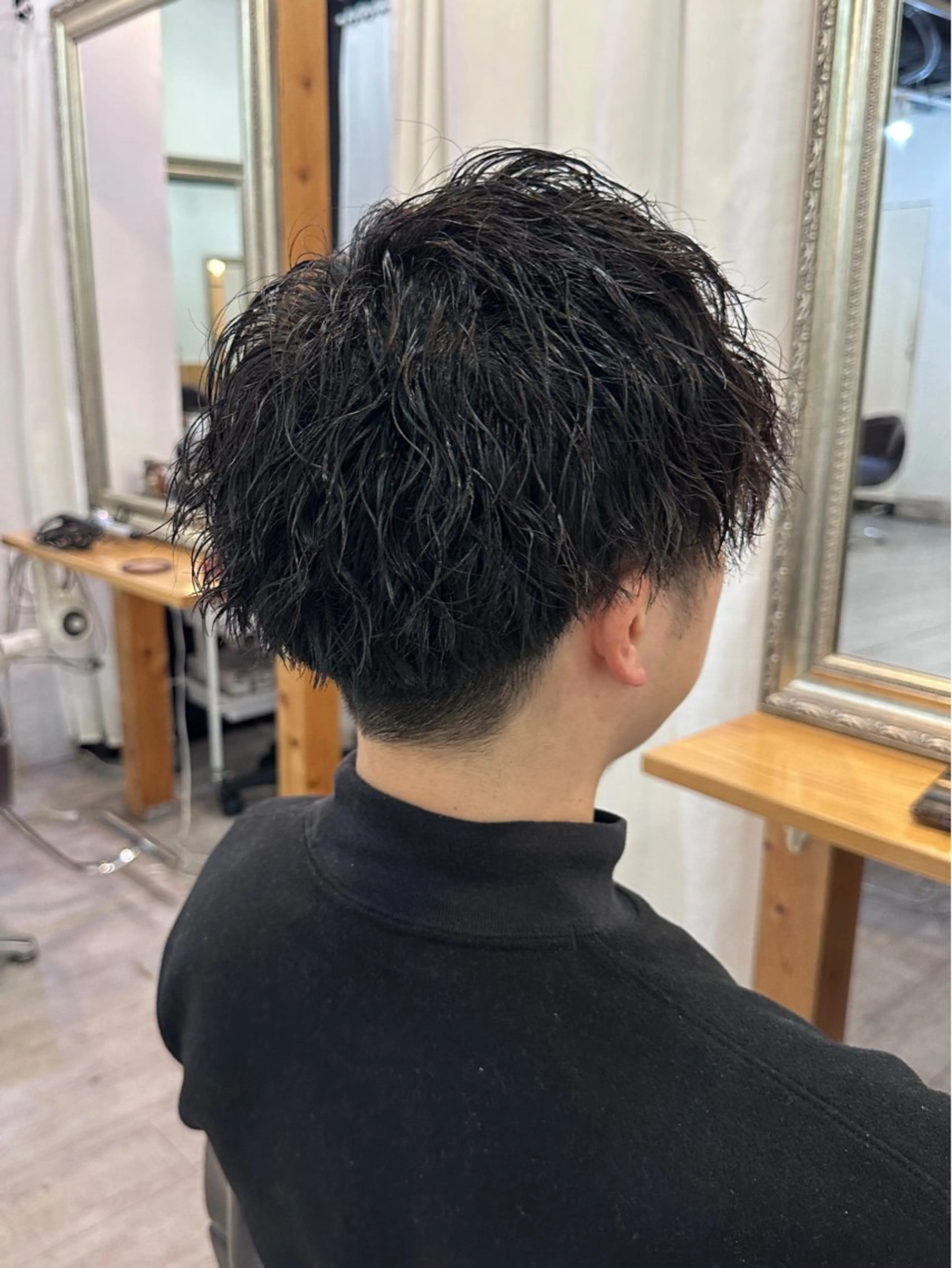 パーマ メンズ カット パーマ 本町/新町/心斎橋 透明感カラーSANCのヘアスタイル