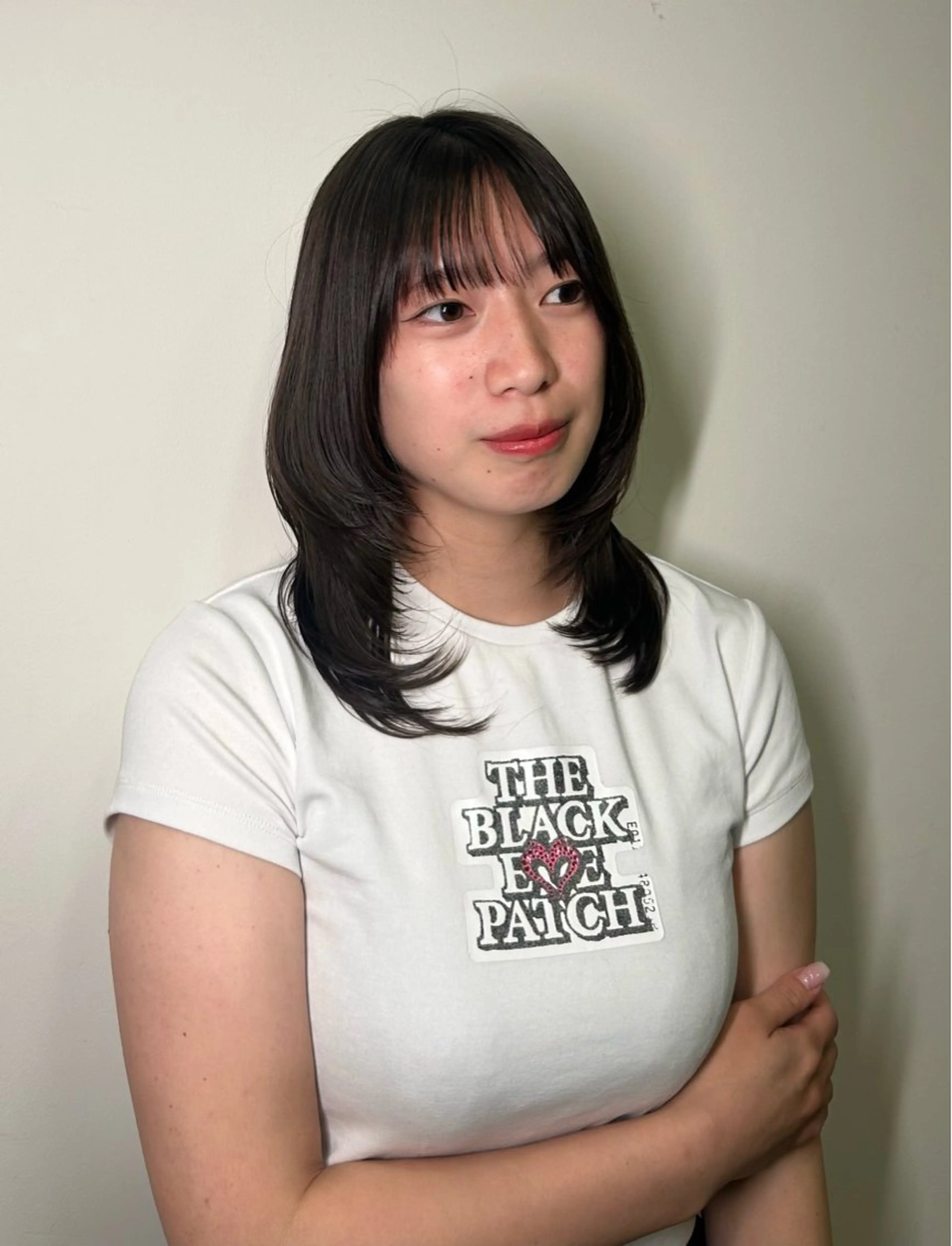 ミディアム ハッシュカット レイヤーカット カット チナツ/透明感カラー /酸性縮毛のヘアスタイル