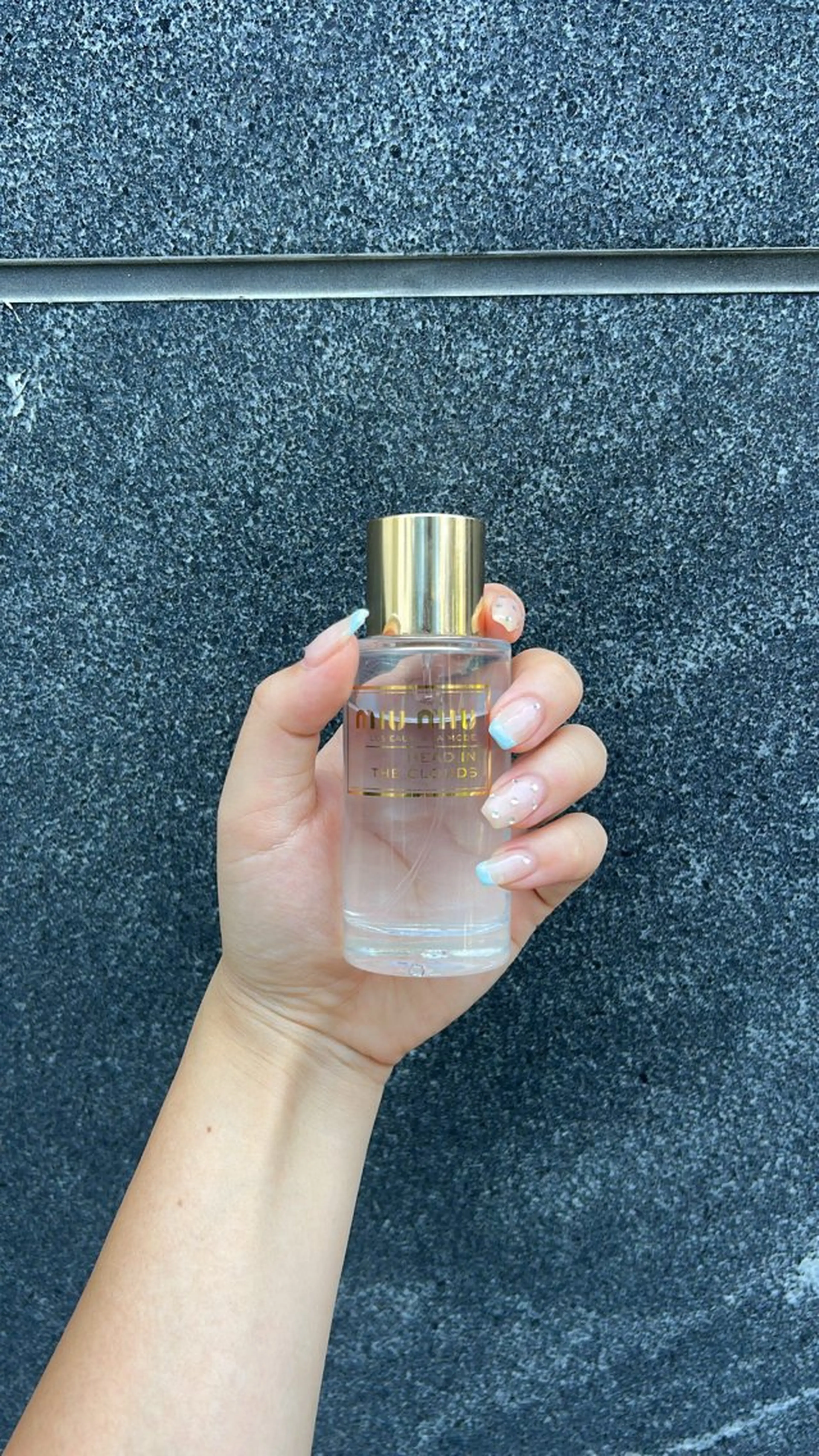 ネイル ハンドネイル 濱岡 咲のネイルデザイン