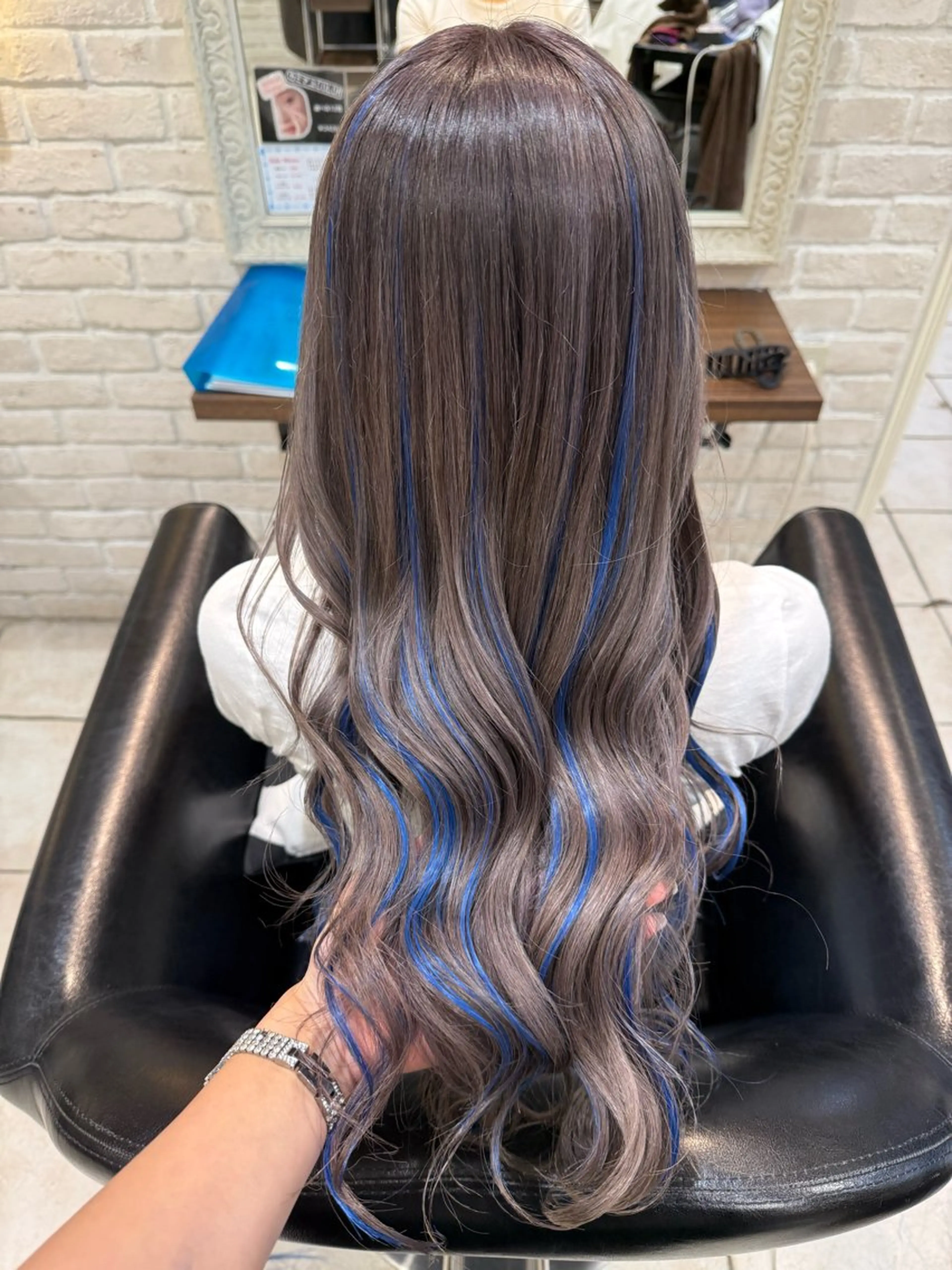 カラー 🩵RIKO🩵 透明感カラー🫧のヘアスタイル