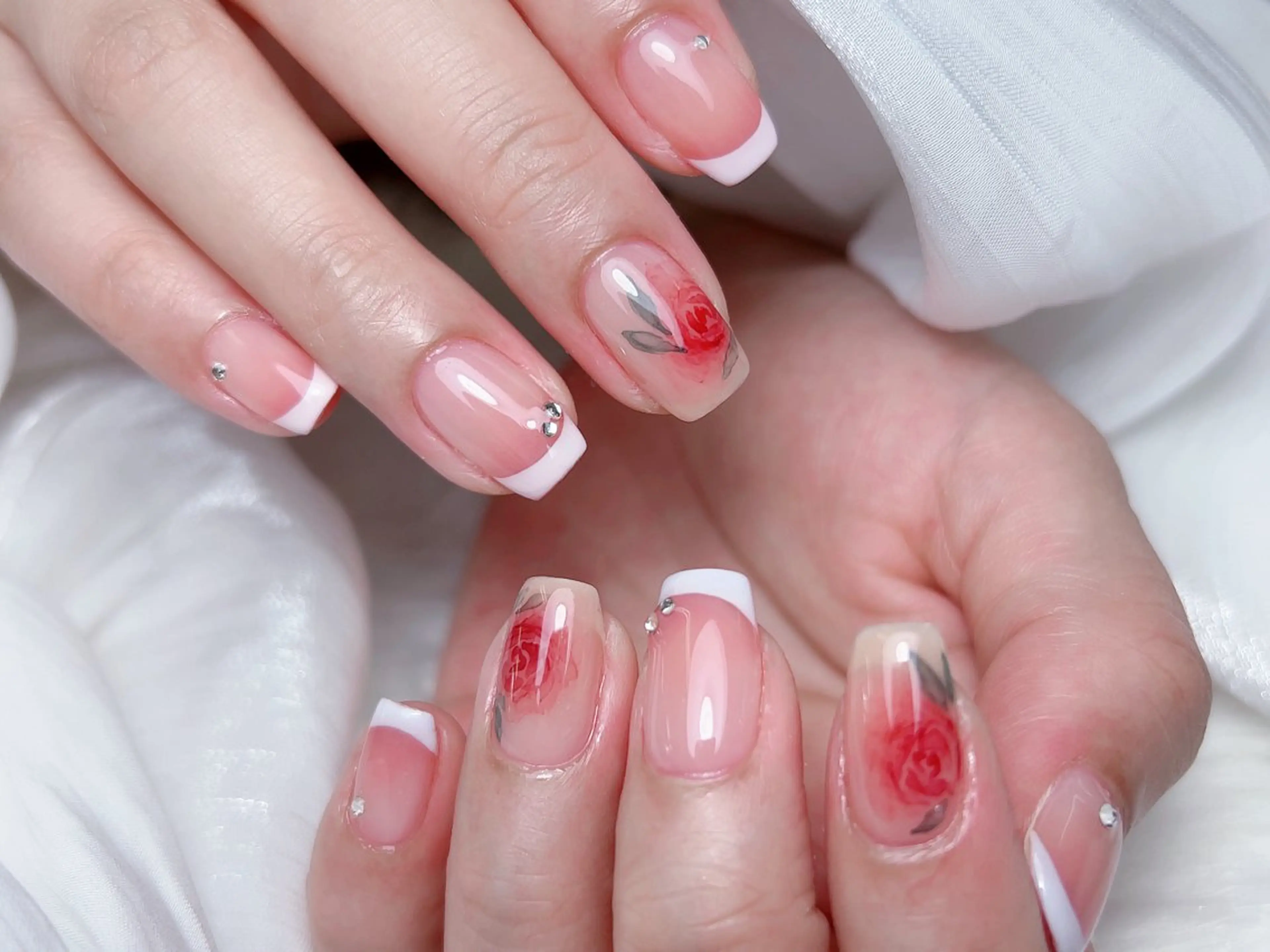 ネイル ハンドネイル M🌷nail 長さだし専門店のネイルデザイン