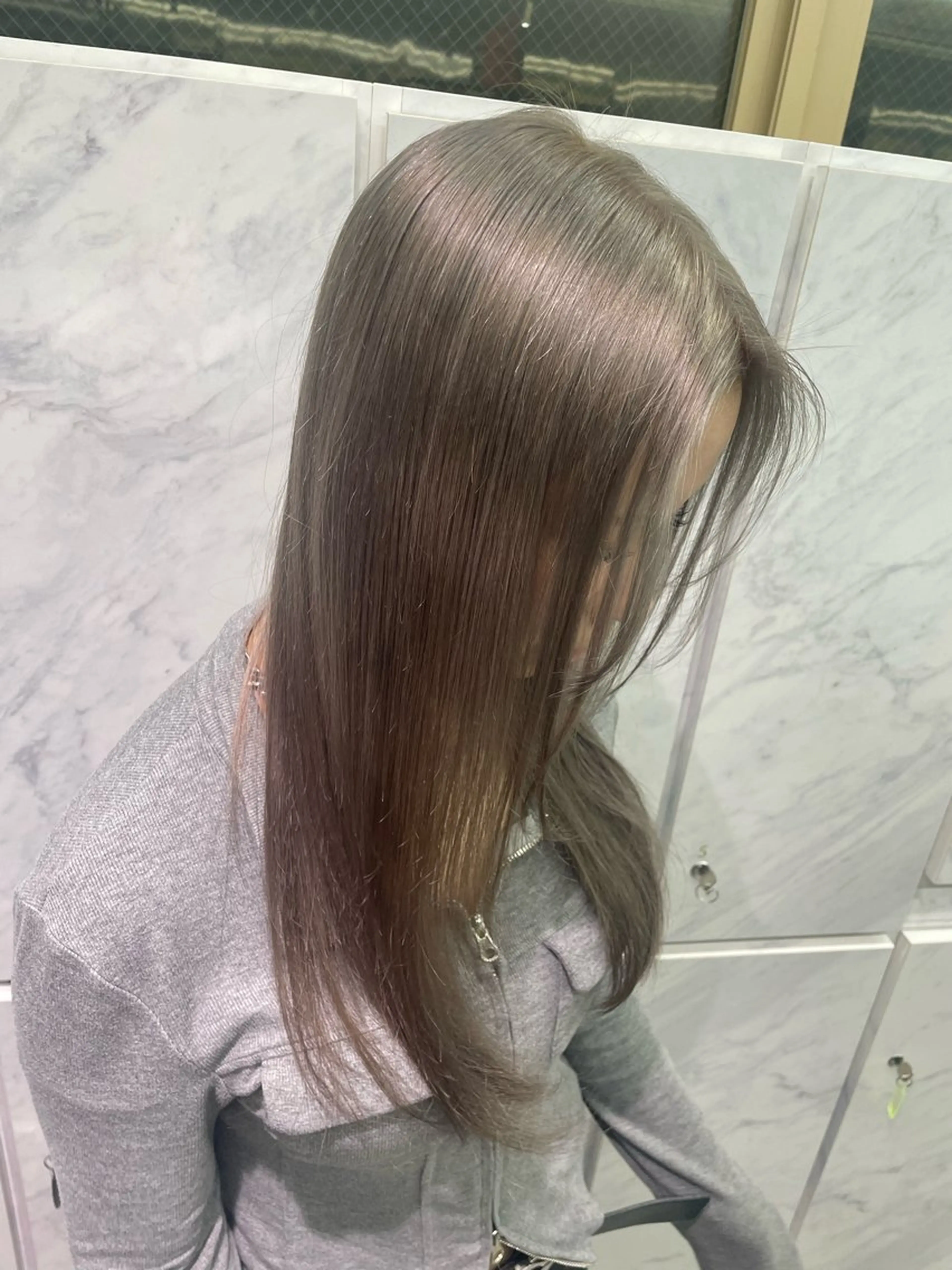 ロング ヘアカラー ハイトーンカラーエク ステ🌺RENA🌺のヘアスタイル
