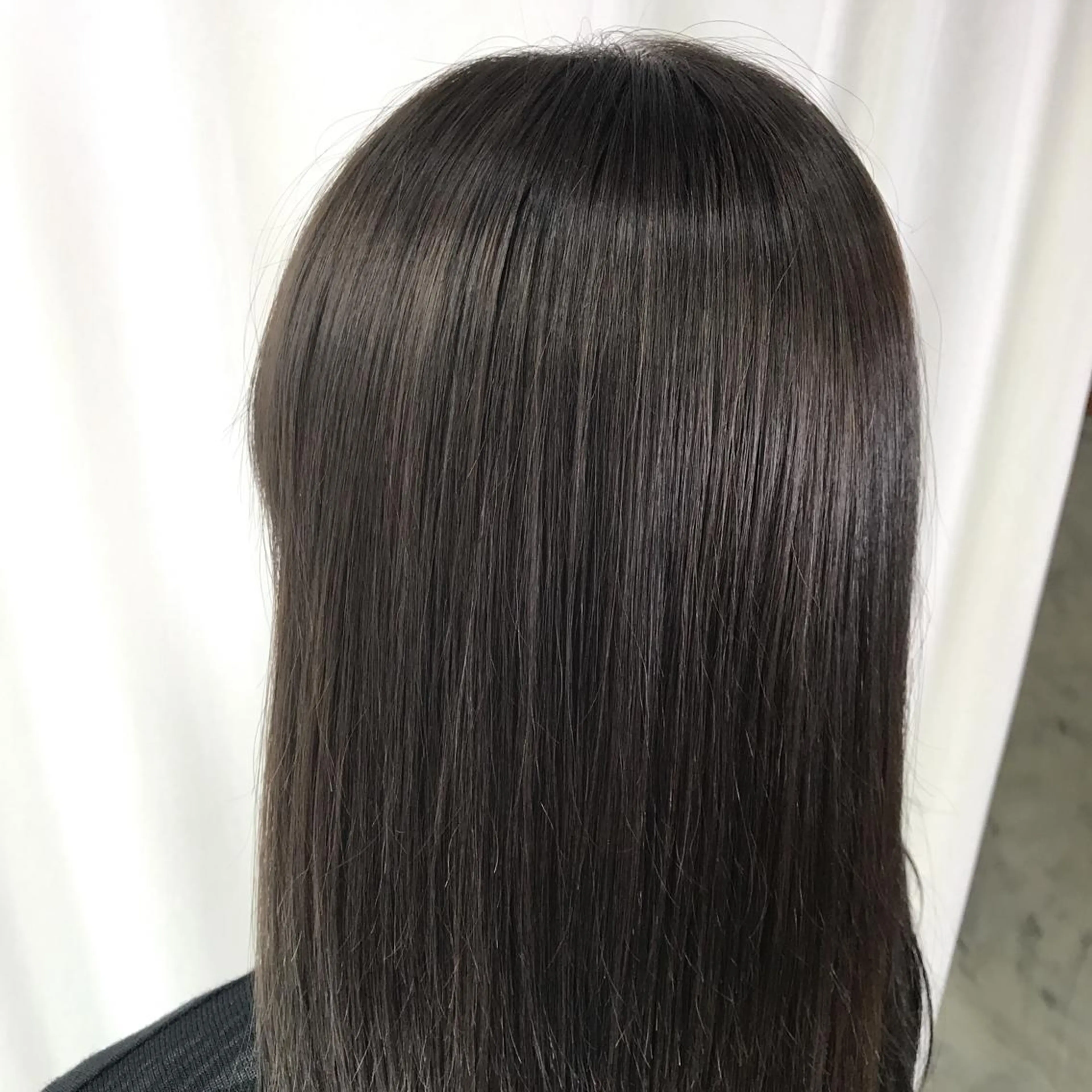 ロング カラー アディクシーカラー ブリーチ グレージュ ハイライトカラー ハイライト 🌈限定価格🌈 鈴木　瑛輔のヘアスタイル