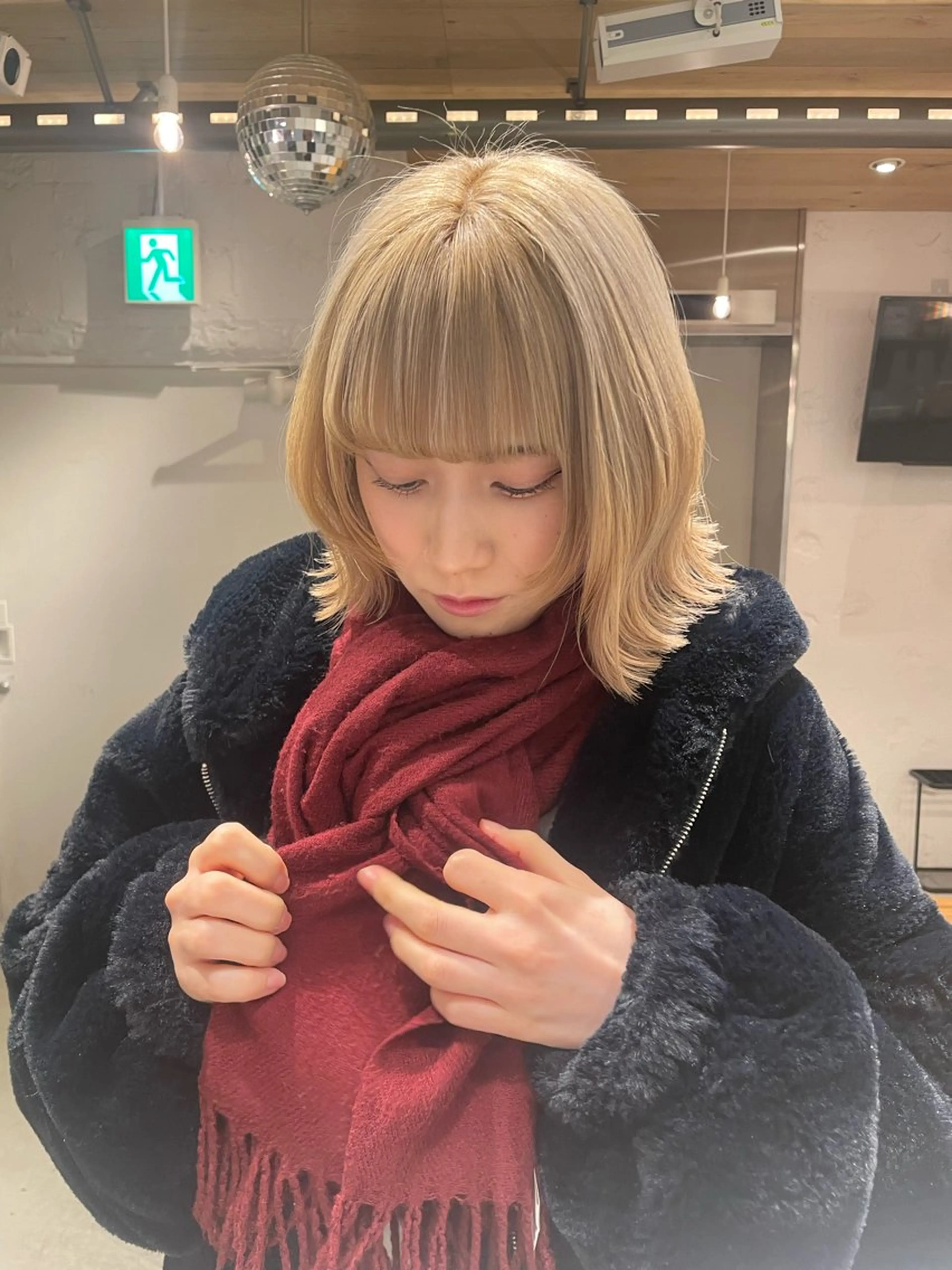 ショート カラー LUNTY NAMBA所属・艶ハイトーン👑♡ NATSUKIのヘアスタイル