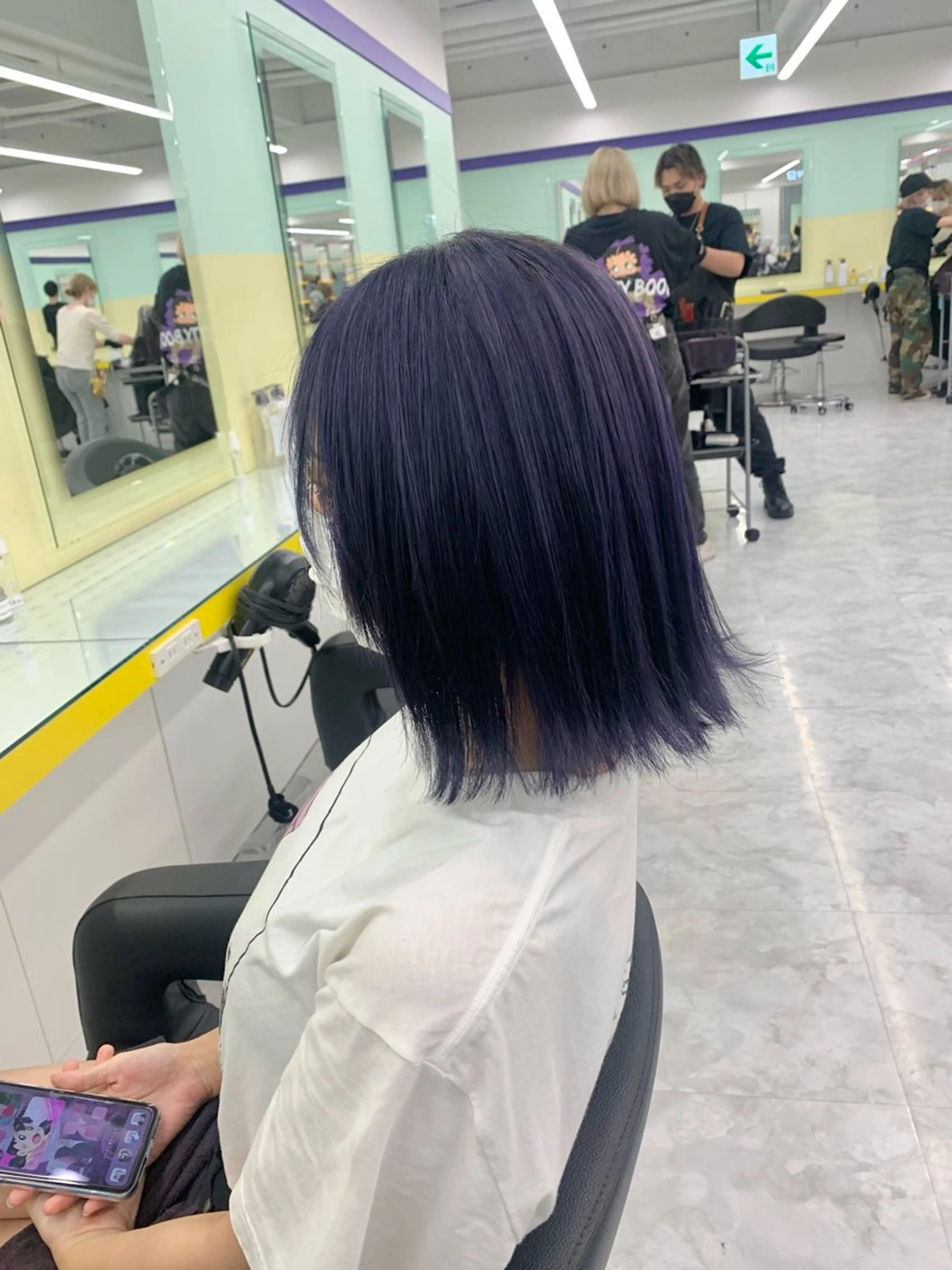 ロング カラー ハイトーンカラー 🦄レイヤーカットのヘアスタイル