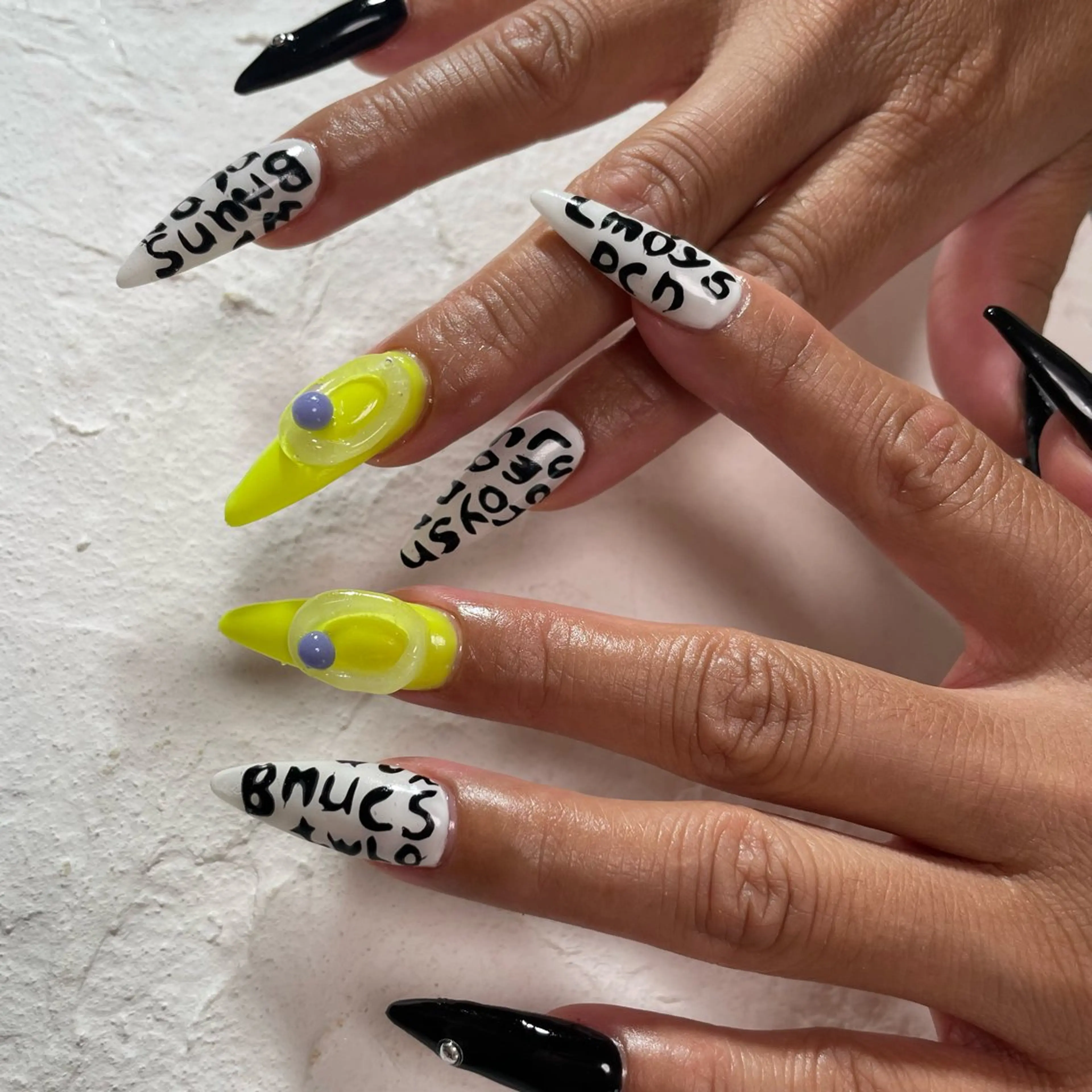 ネイル nail.gorin所属・吉村 優子のネイルデザイン