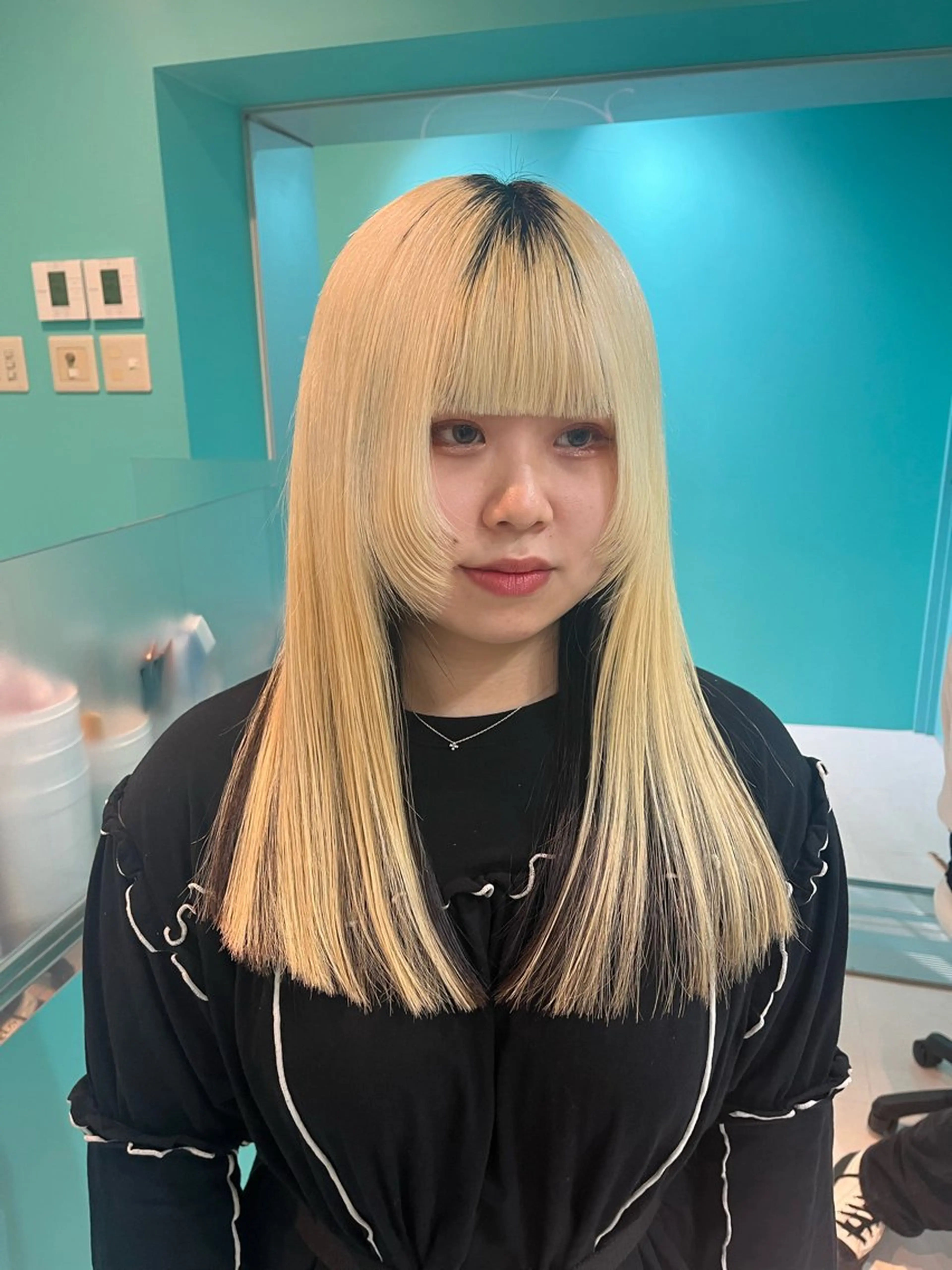 セミロング 顔周りカット レイヤーカット カット Misaki/ レイヤー/ウルフのヘアスタイル