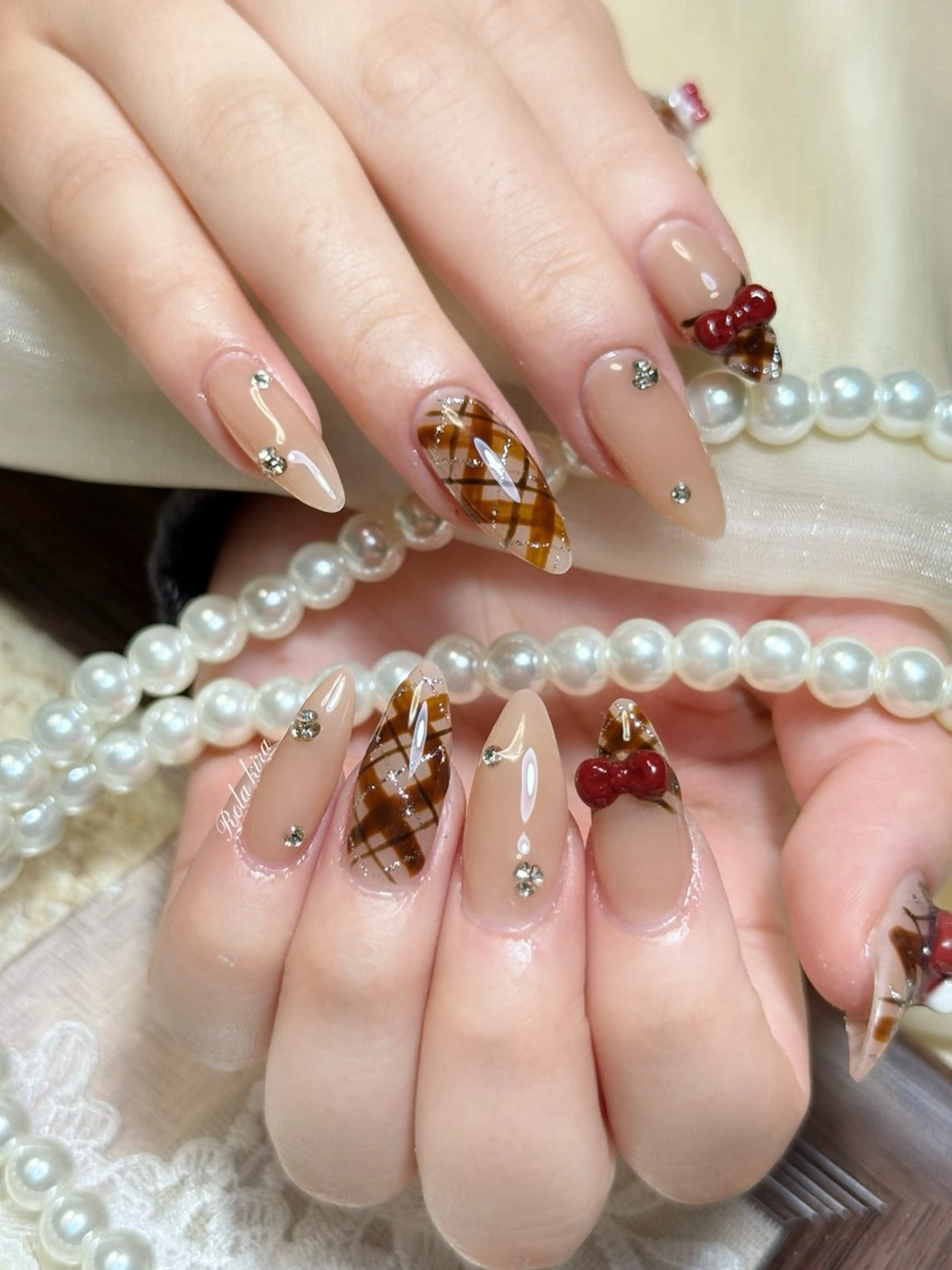 ネイル チークネイル 長さ出し フレンチネイル ジェルネイル 韓国ネイル ハンドネイル Rola kira nail salon所属・Rola kira 麗のネイルデザイン