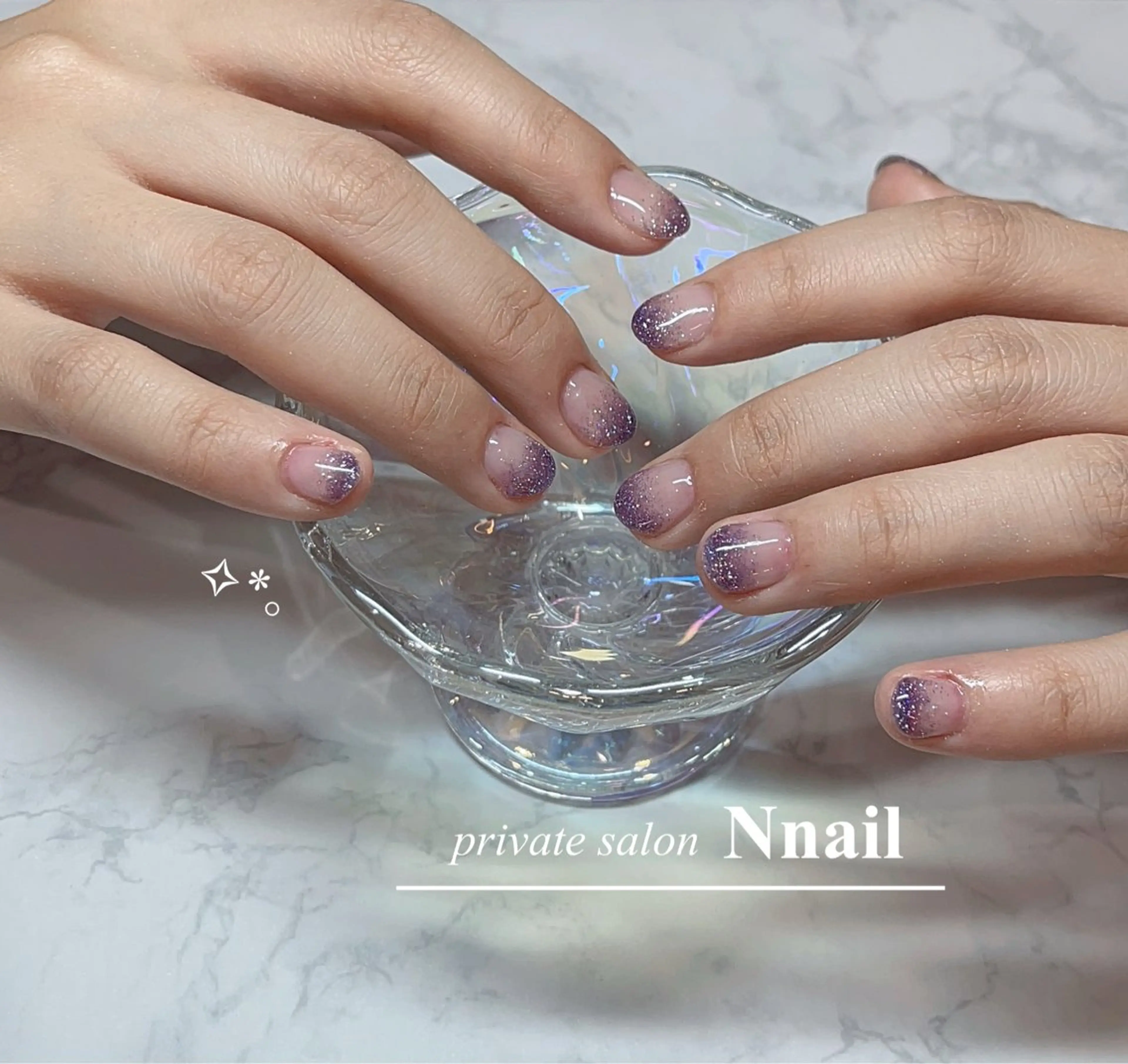 ネイル グラデーション キラキラネイル ラメ(グリッター) ラメグラデーション Private nailsalon  N所属・Ono Ayaneのネイルデザイン