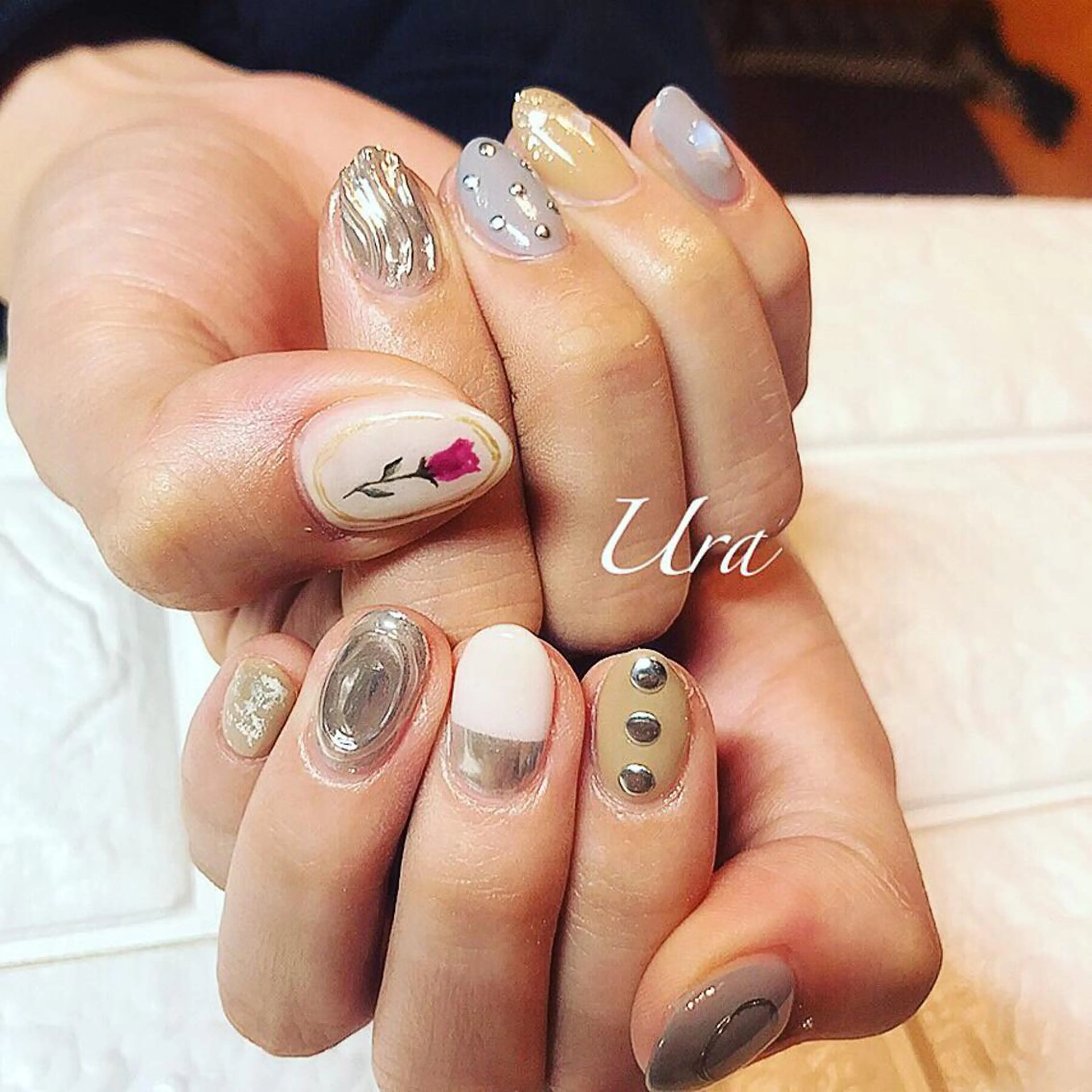 ネイル UrakoNail 《nail》のネイルデザイン