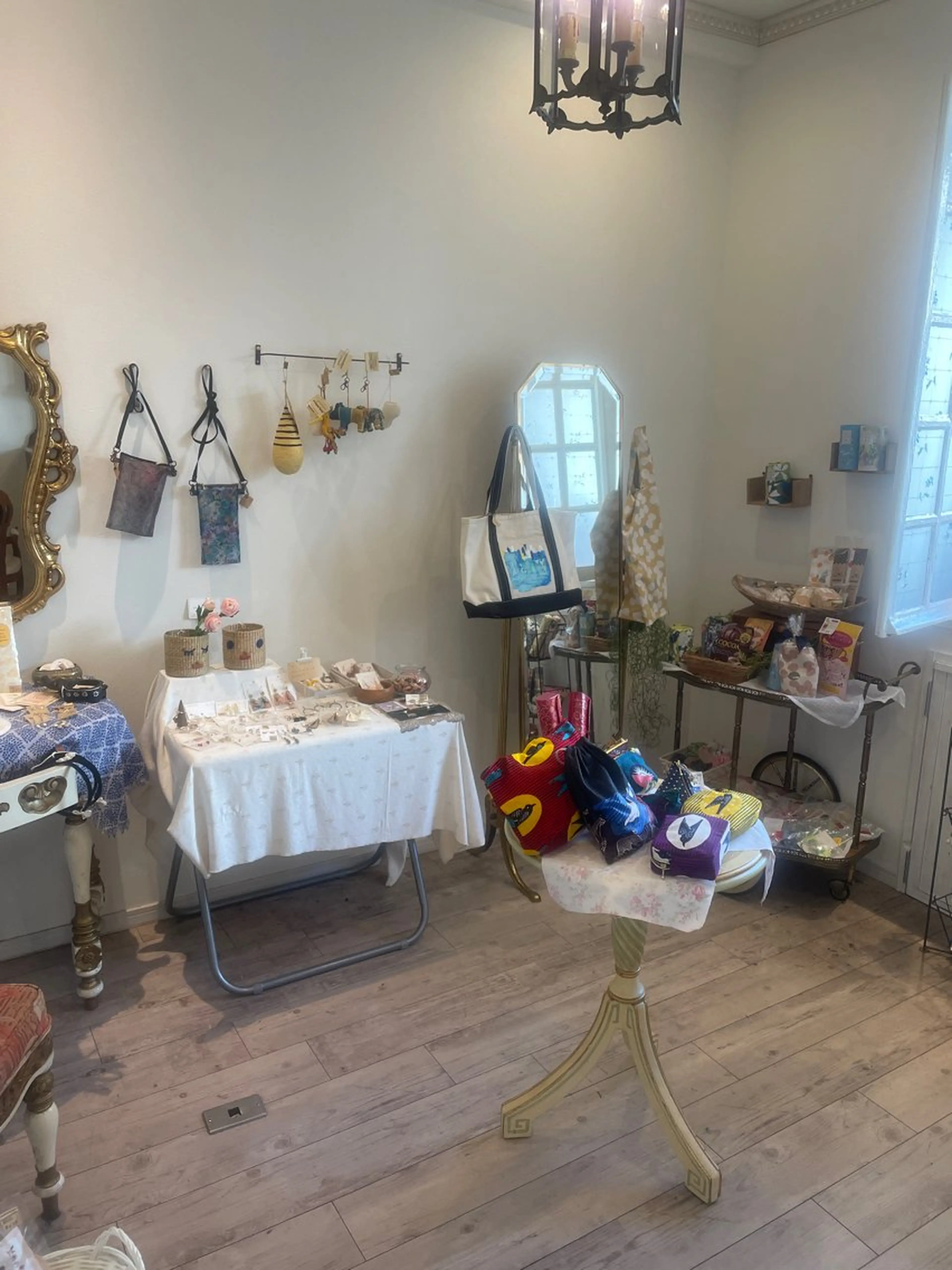 Magnifique（マニフィック）所属・Magnifique MAIのマツエク・マツパデザイン