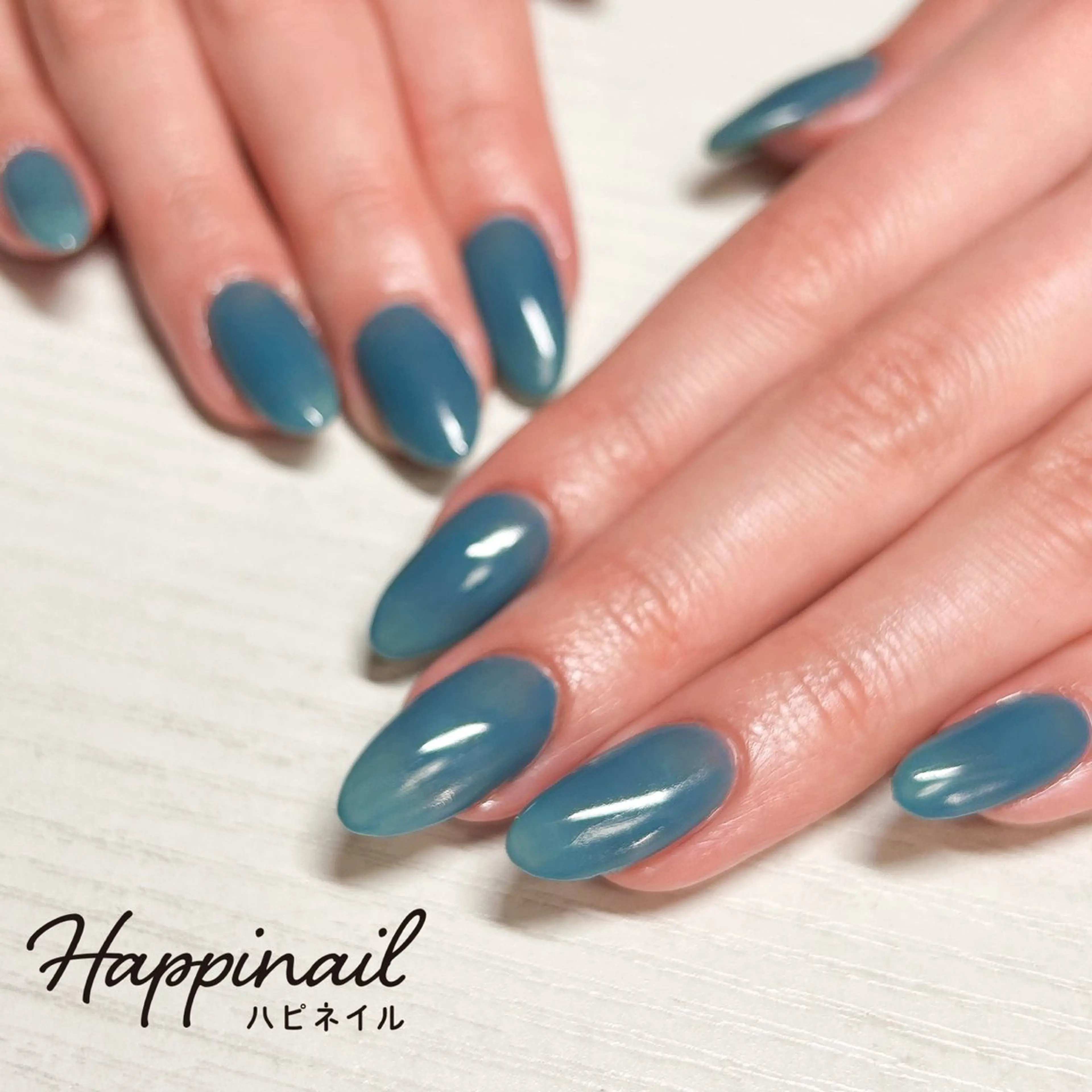 ネイル ワンカラーネイル 冬ネイル ケアが得意なサロン Happinailのエステ・リラクイメージ