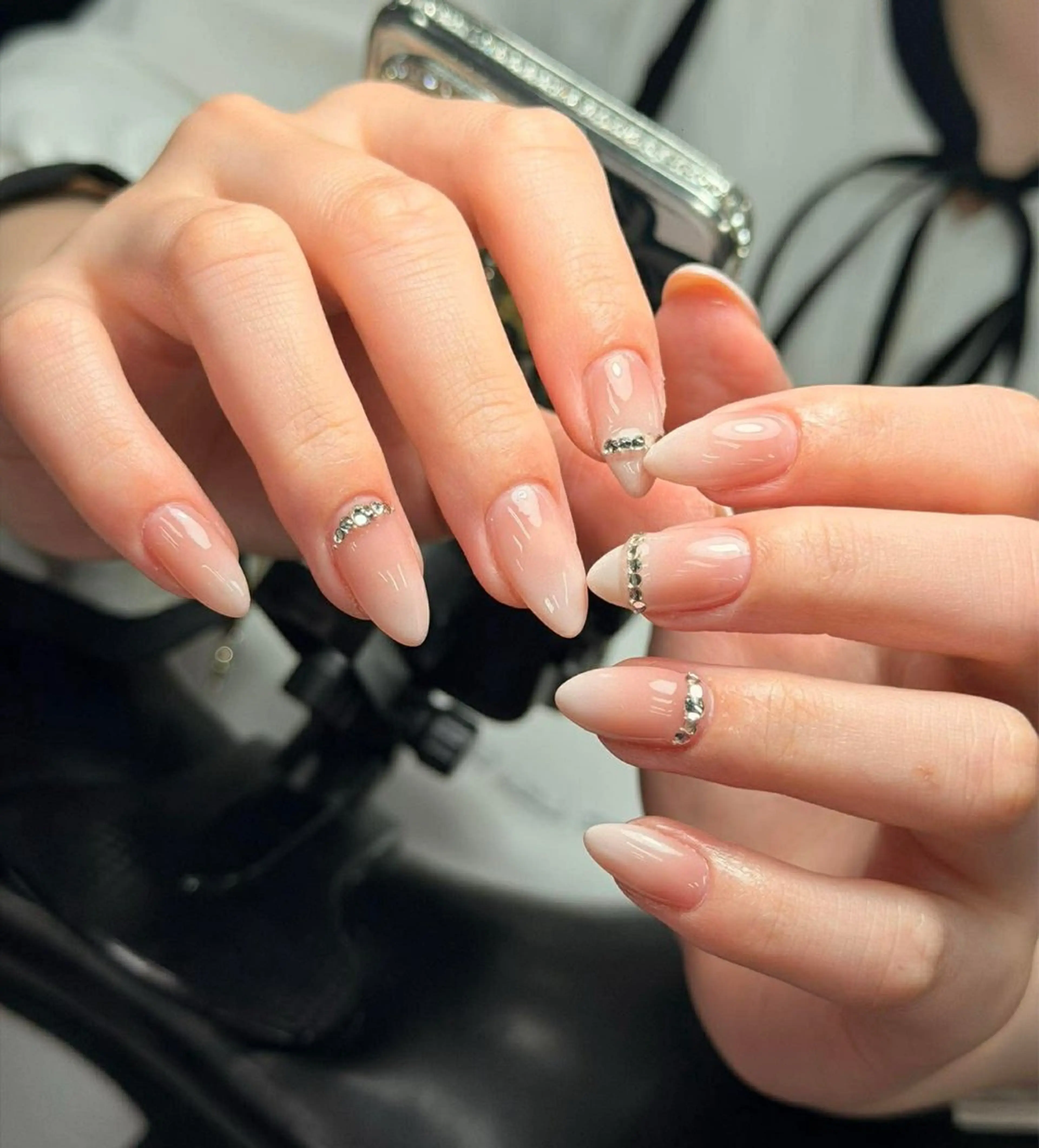 ネイル 韓国ネイル 持ち込み ニュアンスネイル ネイルチップ ハンドネイル Tini ANA.CHUOのネイルデザイン