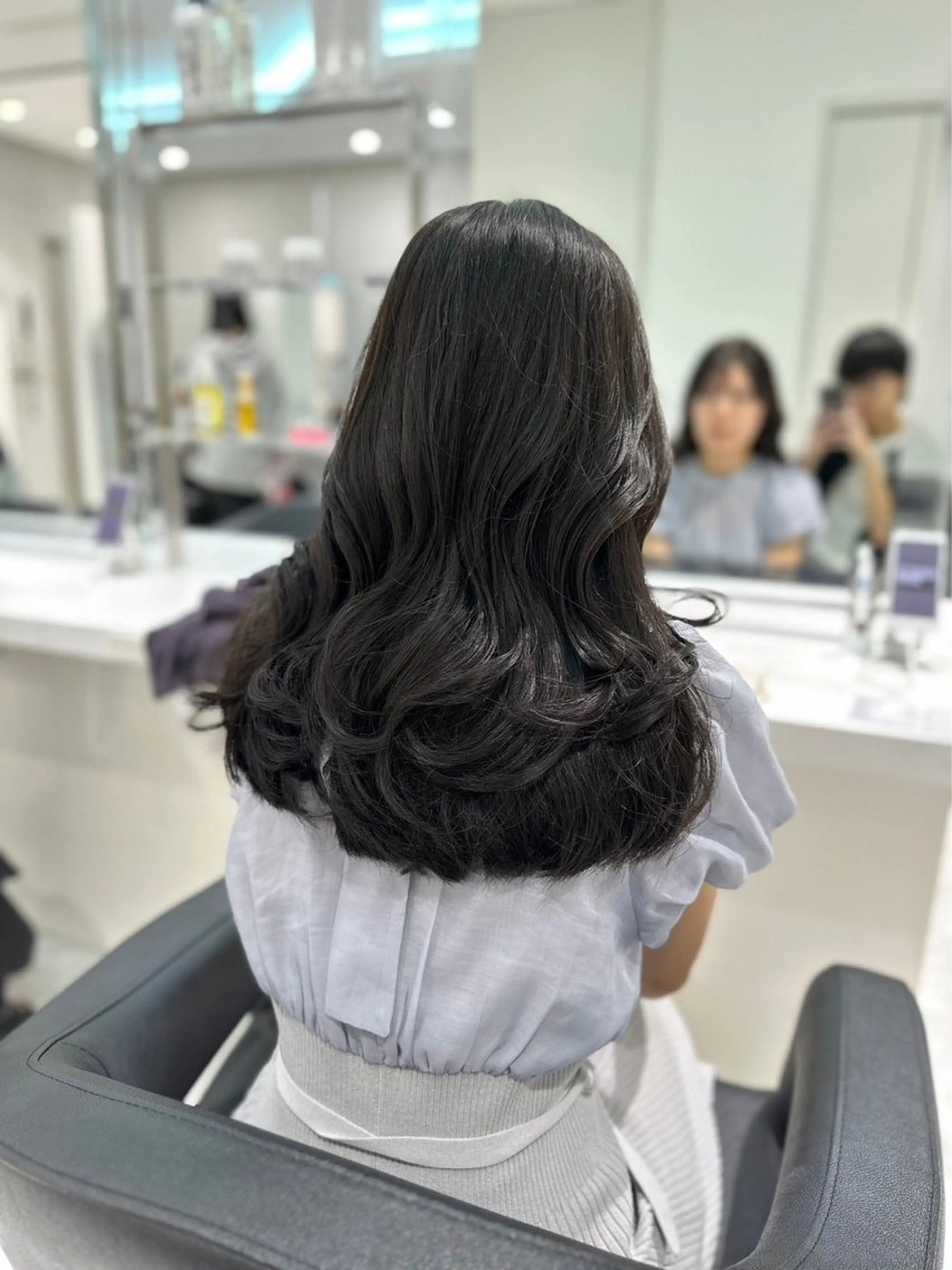 ロング カラー 黒髪 ブラウンカラー 垢抜けハイトーン☀／ 笑顔の美容師／しゅんのヘアスタイル