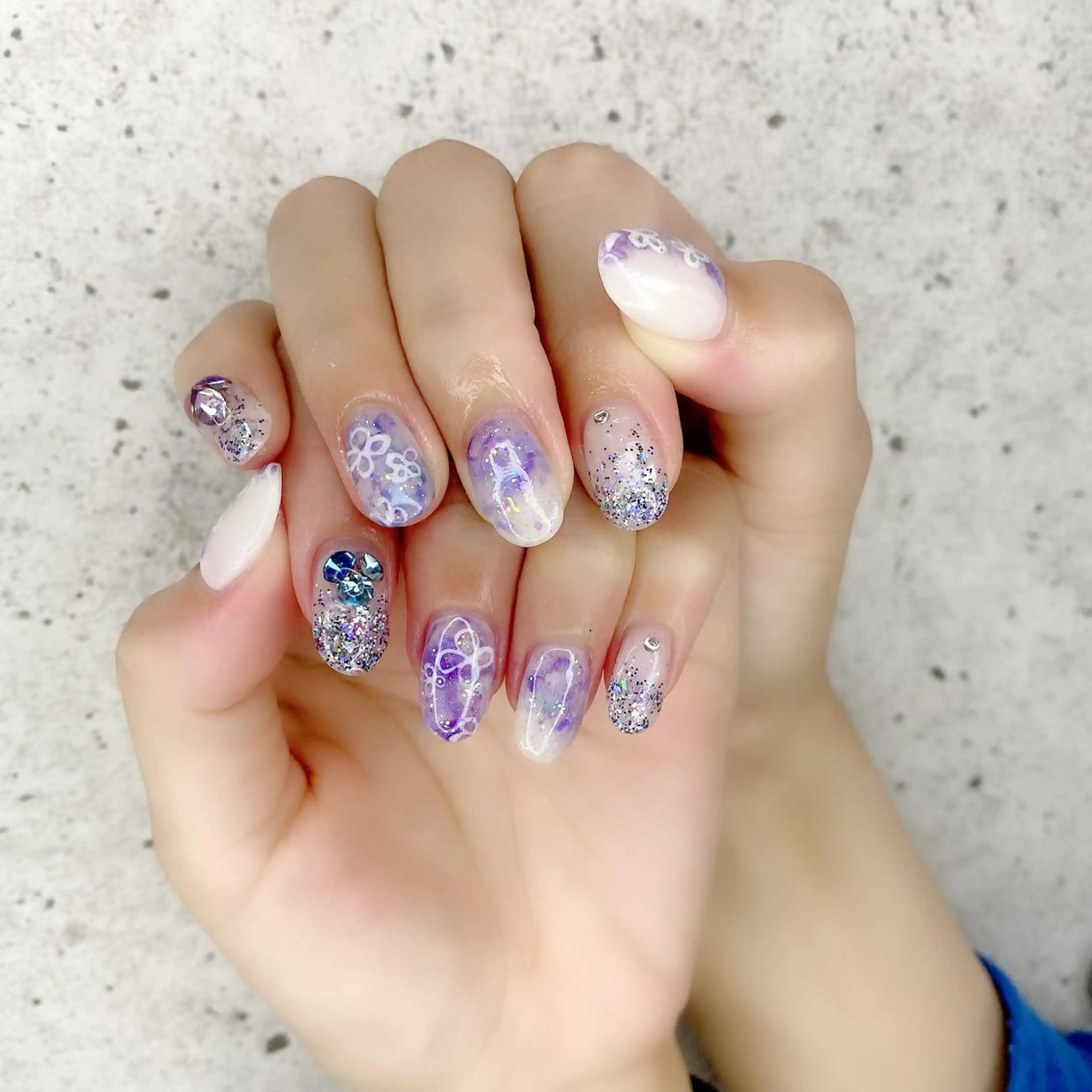 セミロング カラー パーマ ヘアアレンジ メンズ キッズ ネイル マツエク・マツパ アイブロウ パープルカラー 眉カラー アートネイル フラワーネイル パープル ハンドネイル Salon Ｋのネイルデザイン