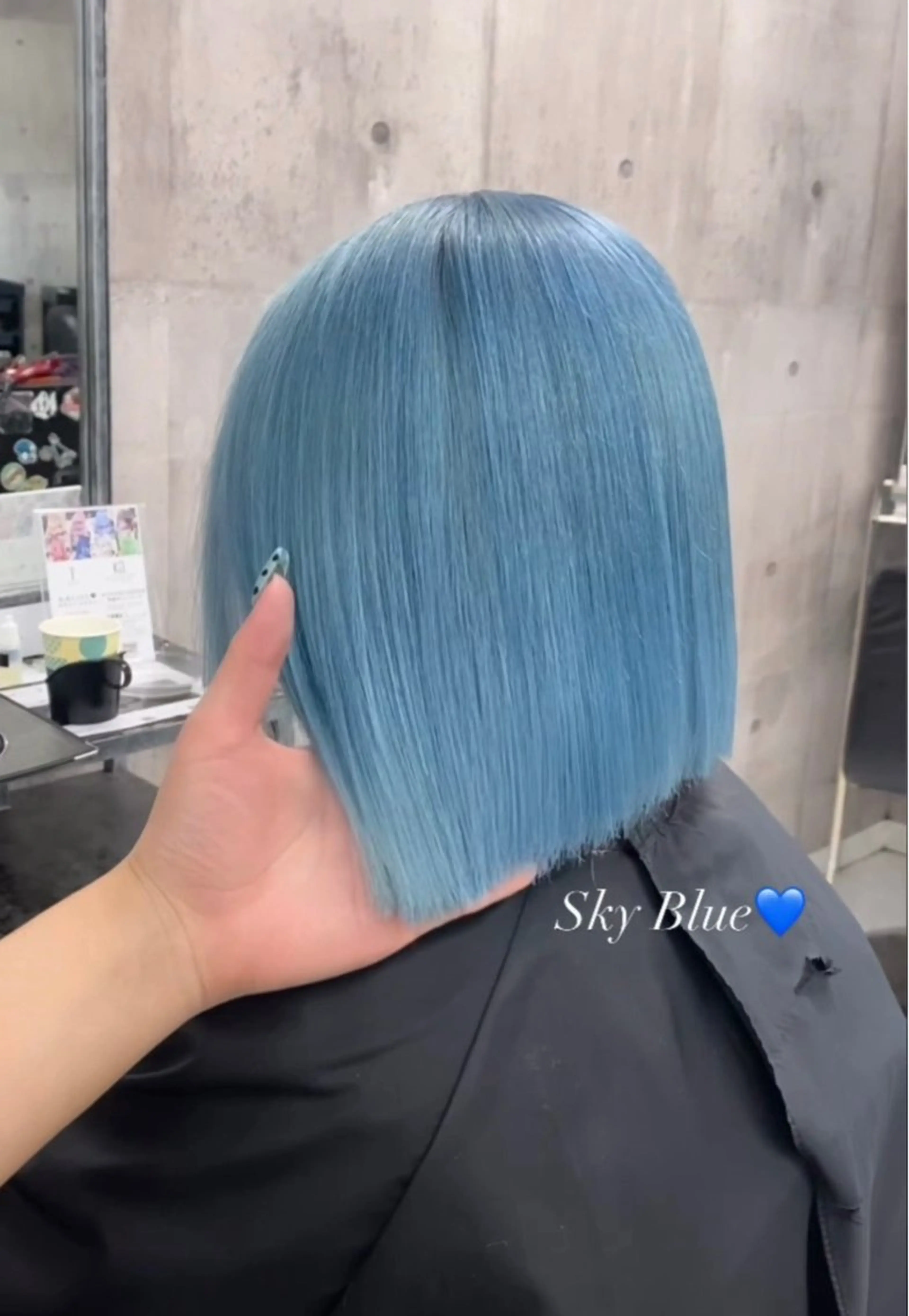 ショート カラー ヘアアレンジ メンズ ヘアカラー のん🎀ハイトーン/ レイヤーカット🐳のヘアスタイル