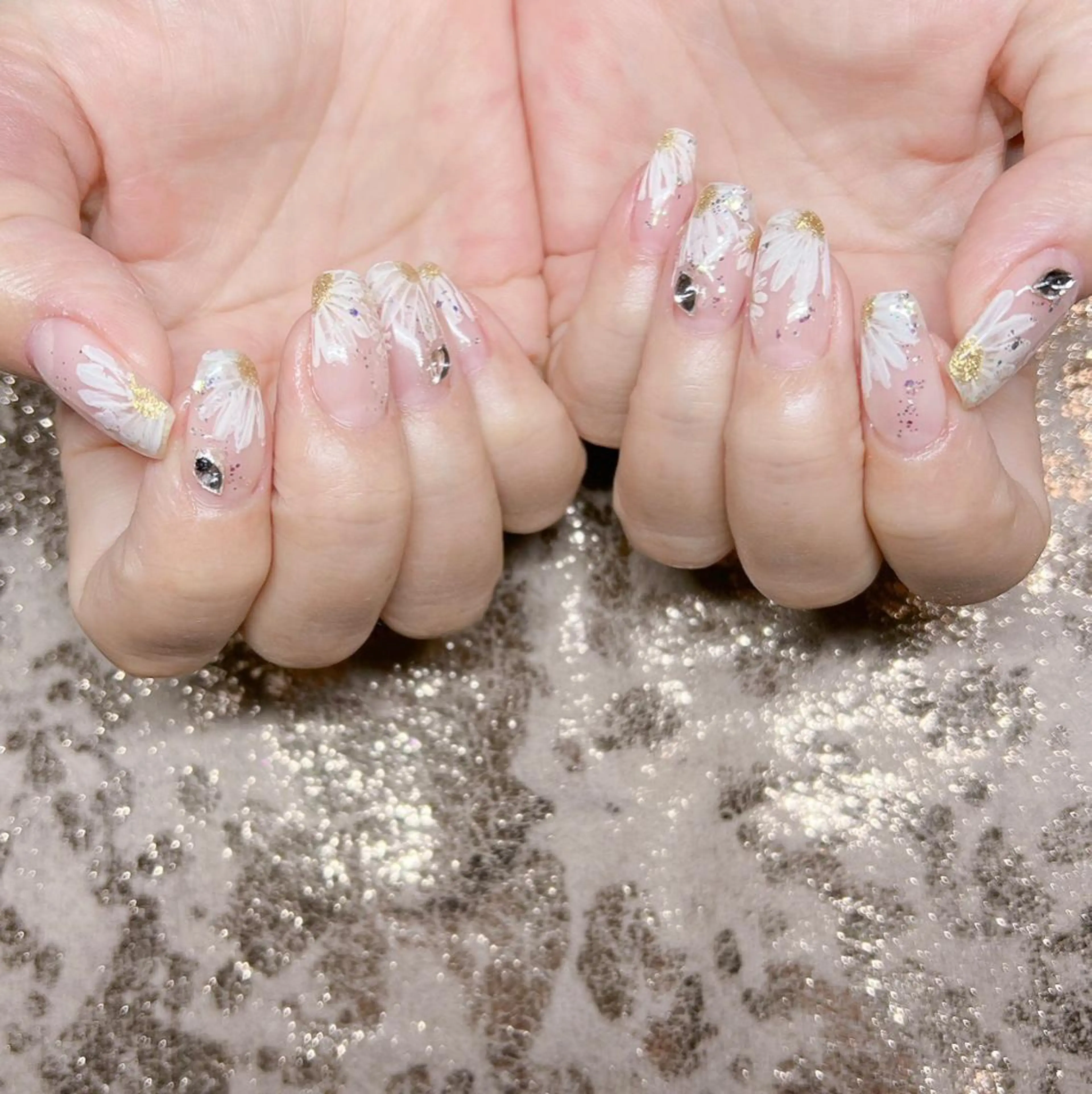 ネイル 個室ネイルサロンDolly  Girl〜ドーリーガール〜所属・DollyGirl KYOKOのネイルデザイン