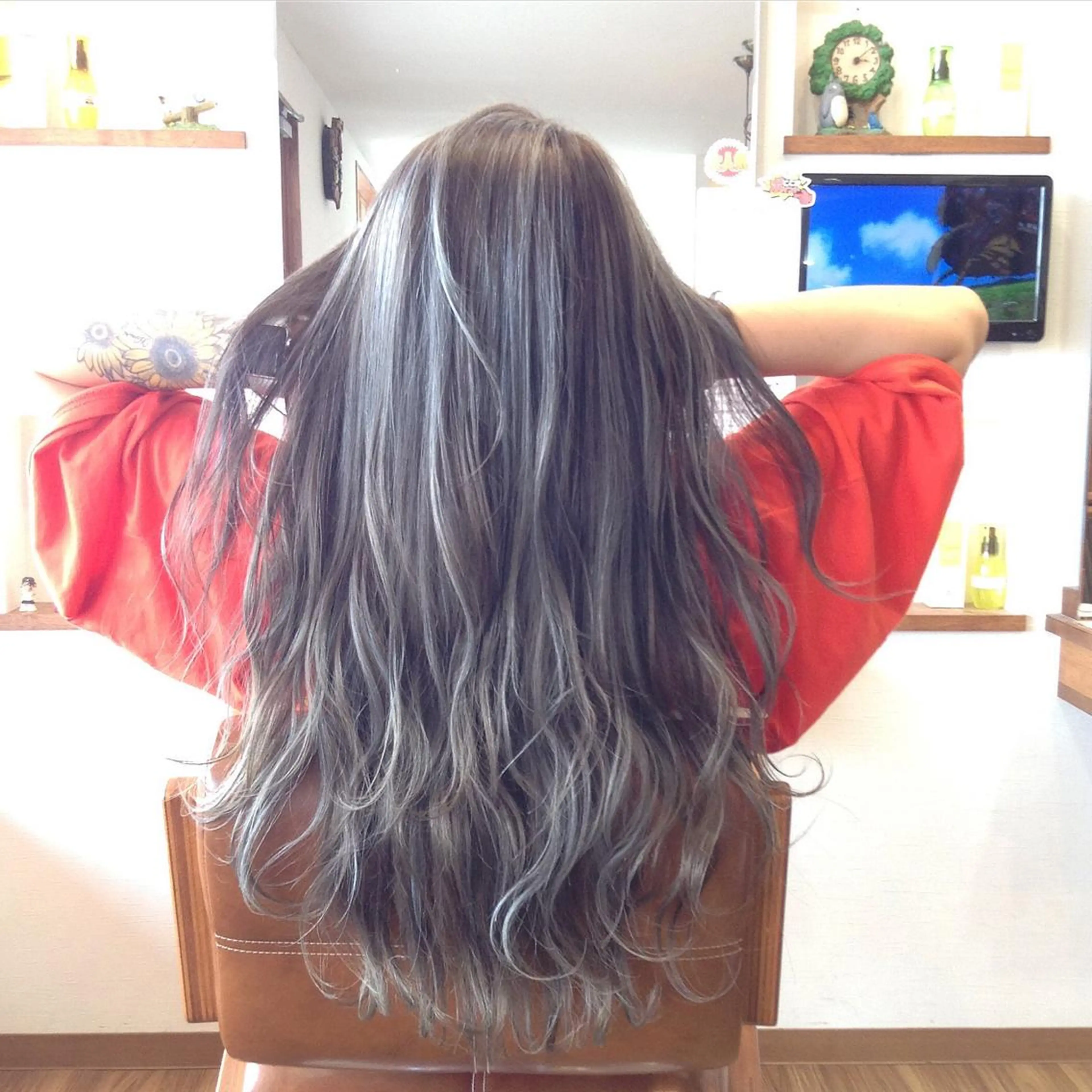 ロング カラー アディクシーカラー ダブルカラー ハイライトカラー イルミナカラー 3Dハイライト カット ヘアカラー トリートメント 辨天 勇介のヘアスタイル