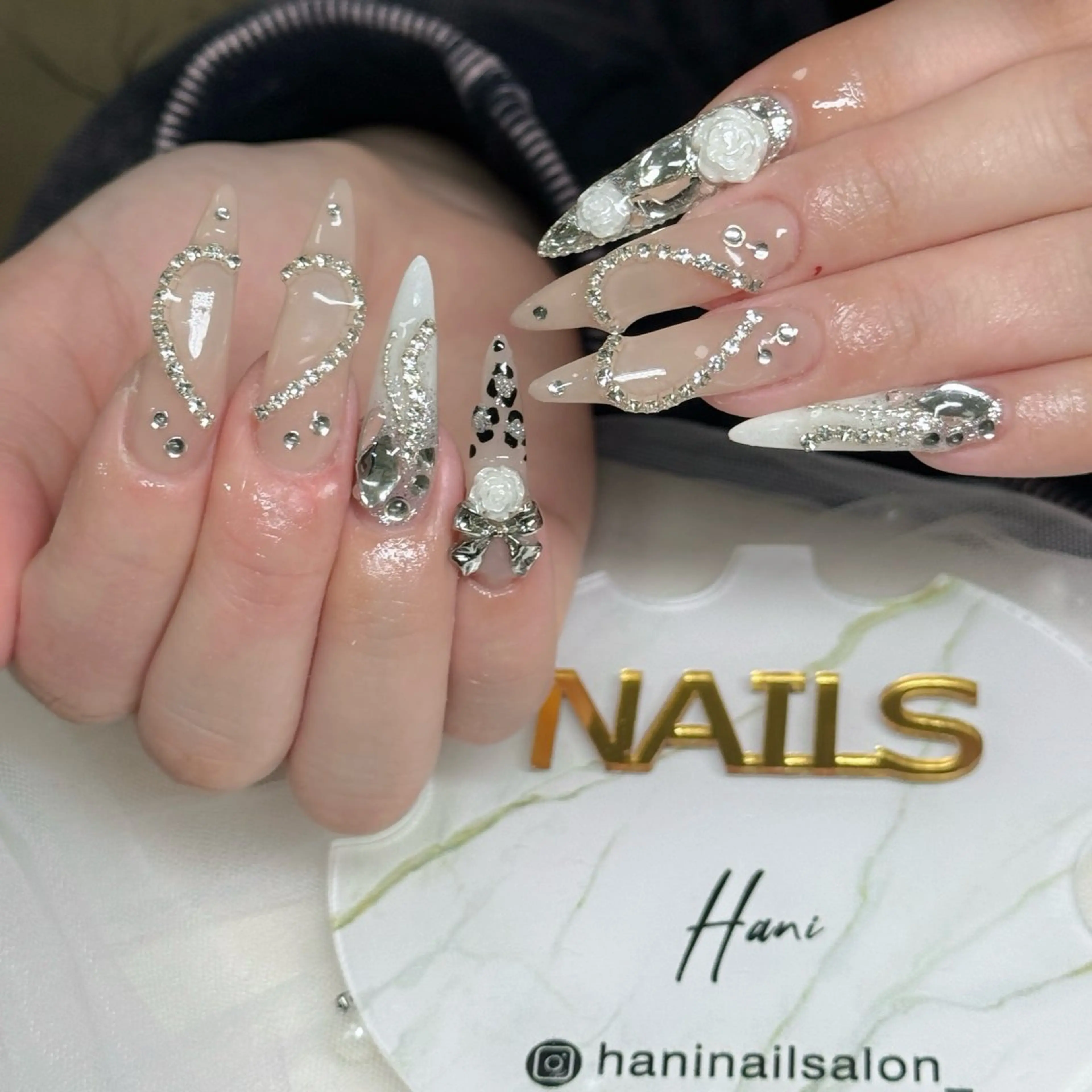 ネイル ロングネイル マグネットネイル リボン 夏ネイル スーパーロングネイル ハンドネイル Hani Nail XUKAのネイルデザイン